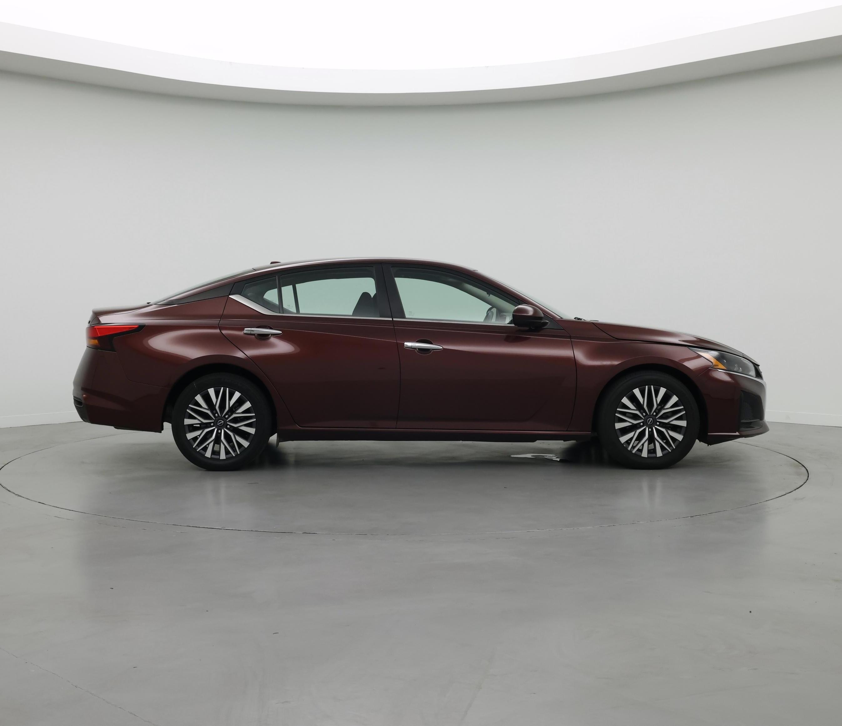 Thumbnail: 2023 Nissan Altima - 7