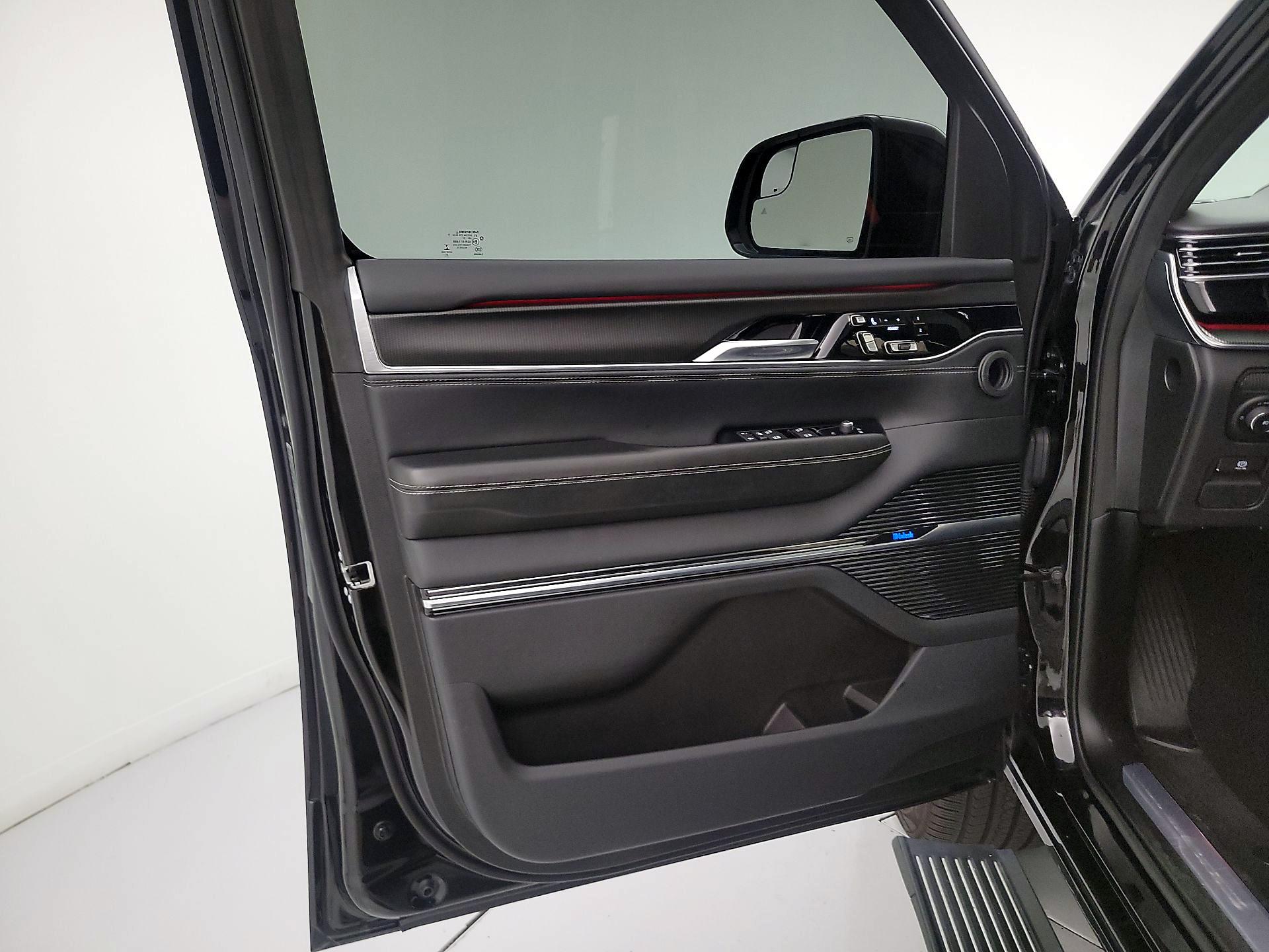 Thumbnail: 2023 Jeep Grand Wagoneer - 12