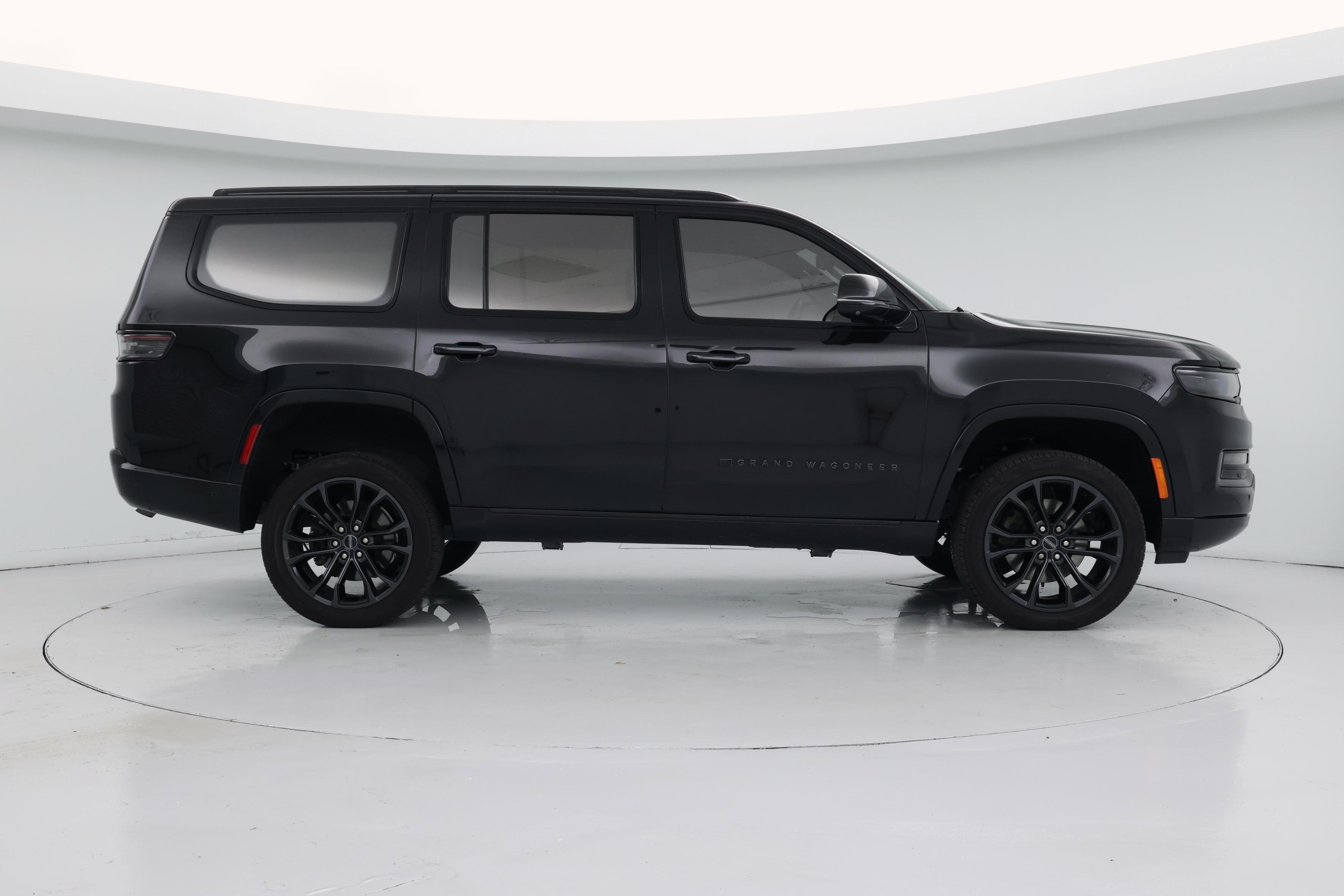 Thumbnail: 2023 Jeep Grand Wagoneer - 7