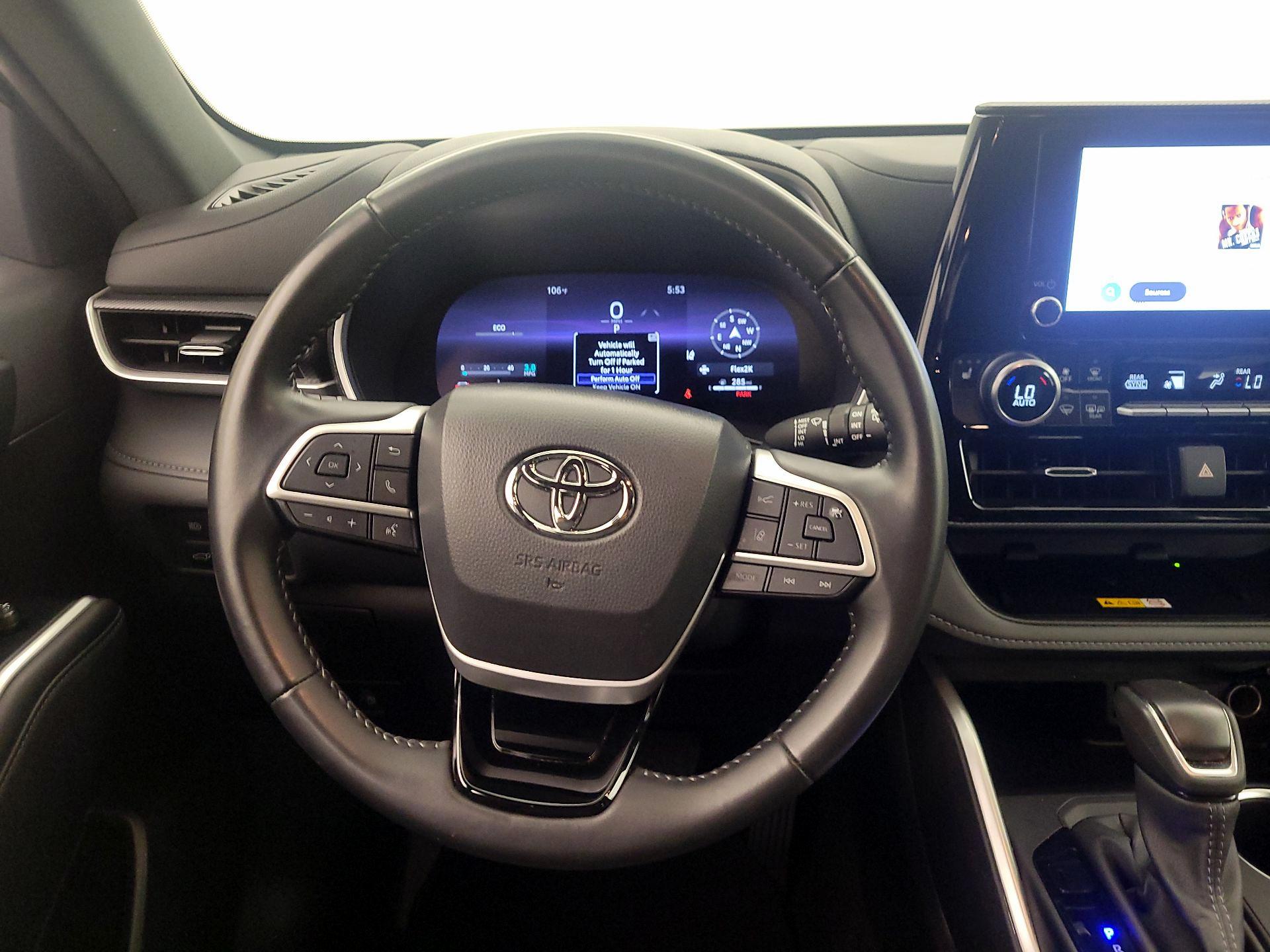 Thumbnail: 2025 Toyota Highlander - 10