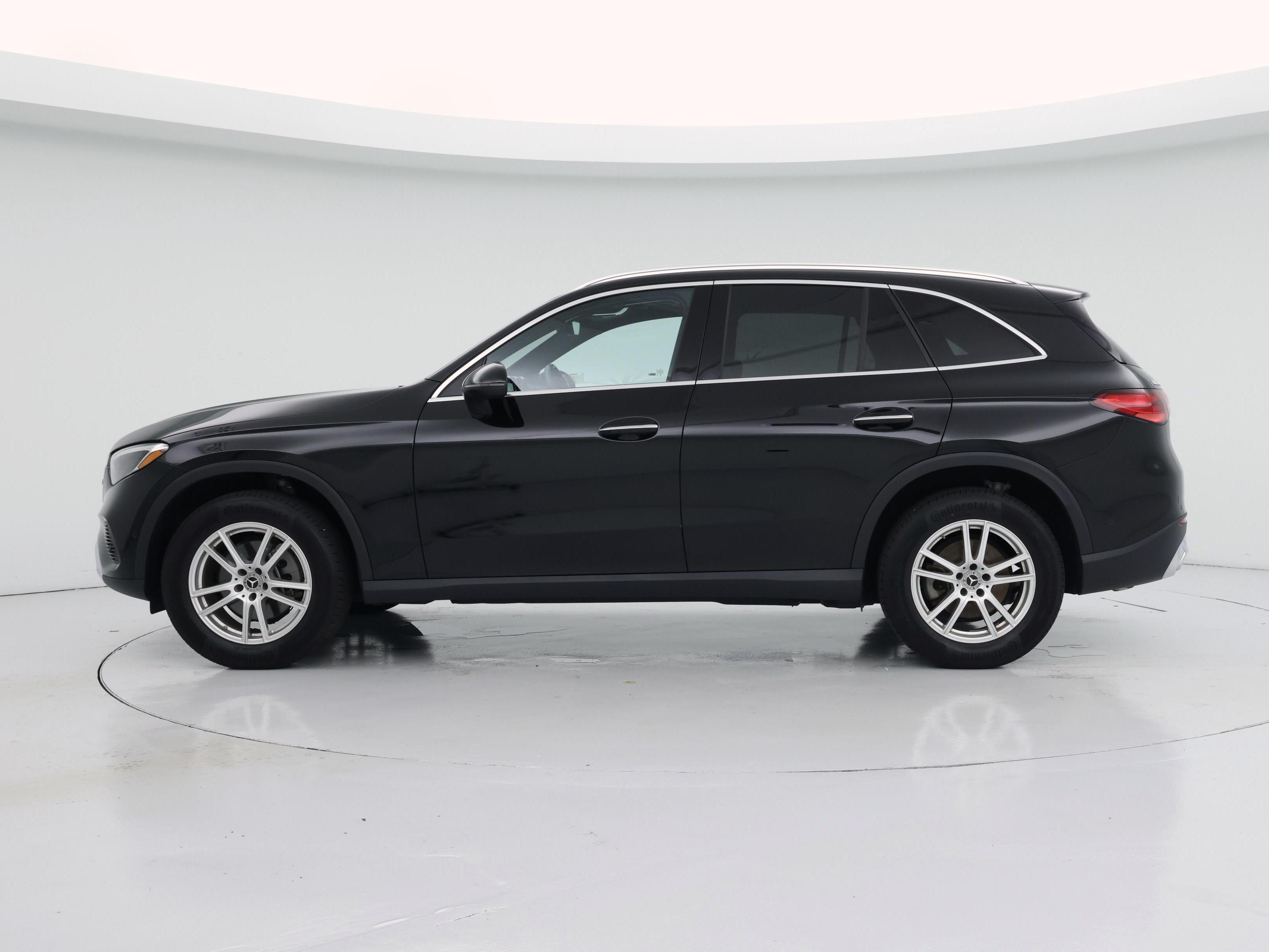 Thumbnail: 2023 Mercedes-Benz GLC - 3