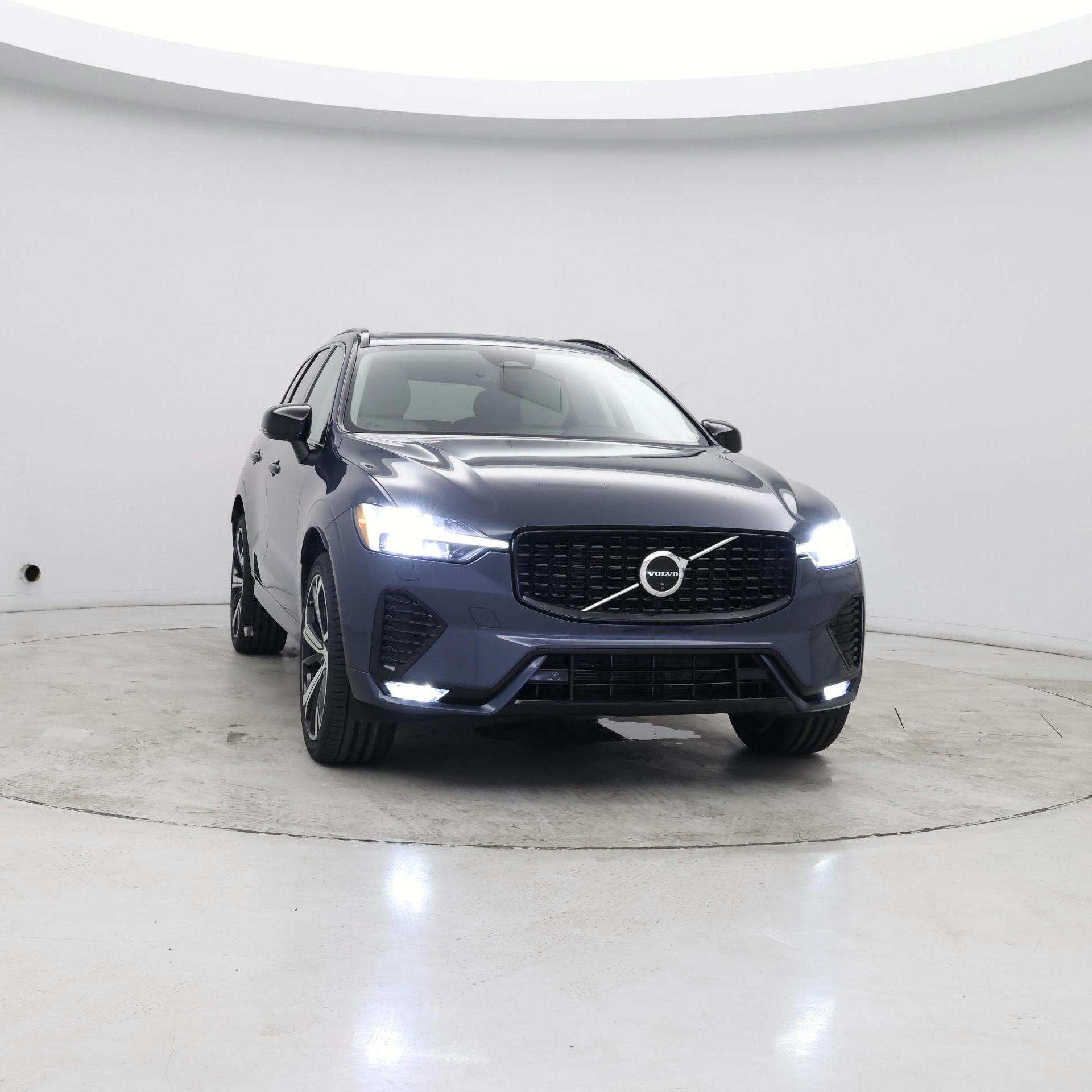 Thumbnail: 2025 Volvo XC60 - 5