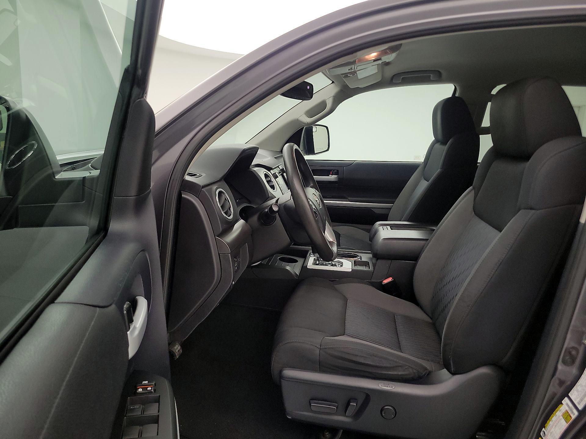 Thumbnail: 2015 Toyota Tundra - 11