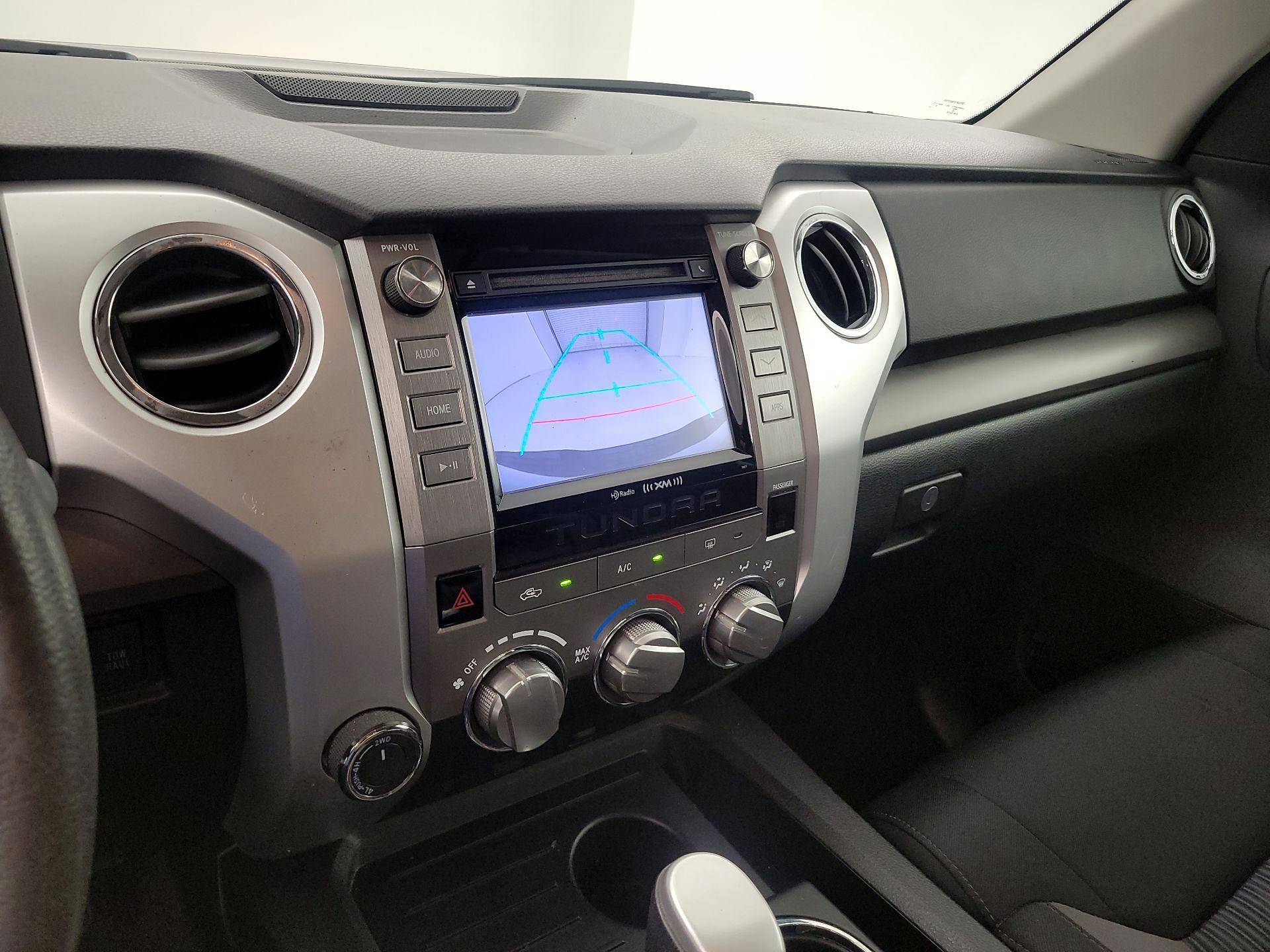 Thumbnail: 2015 Toyota Tundra - 14