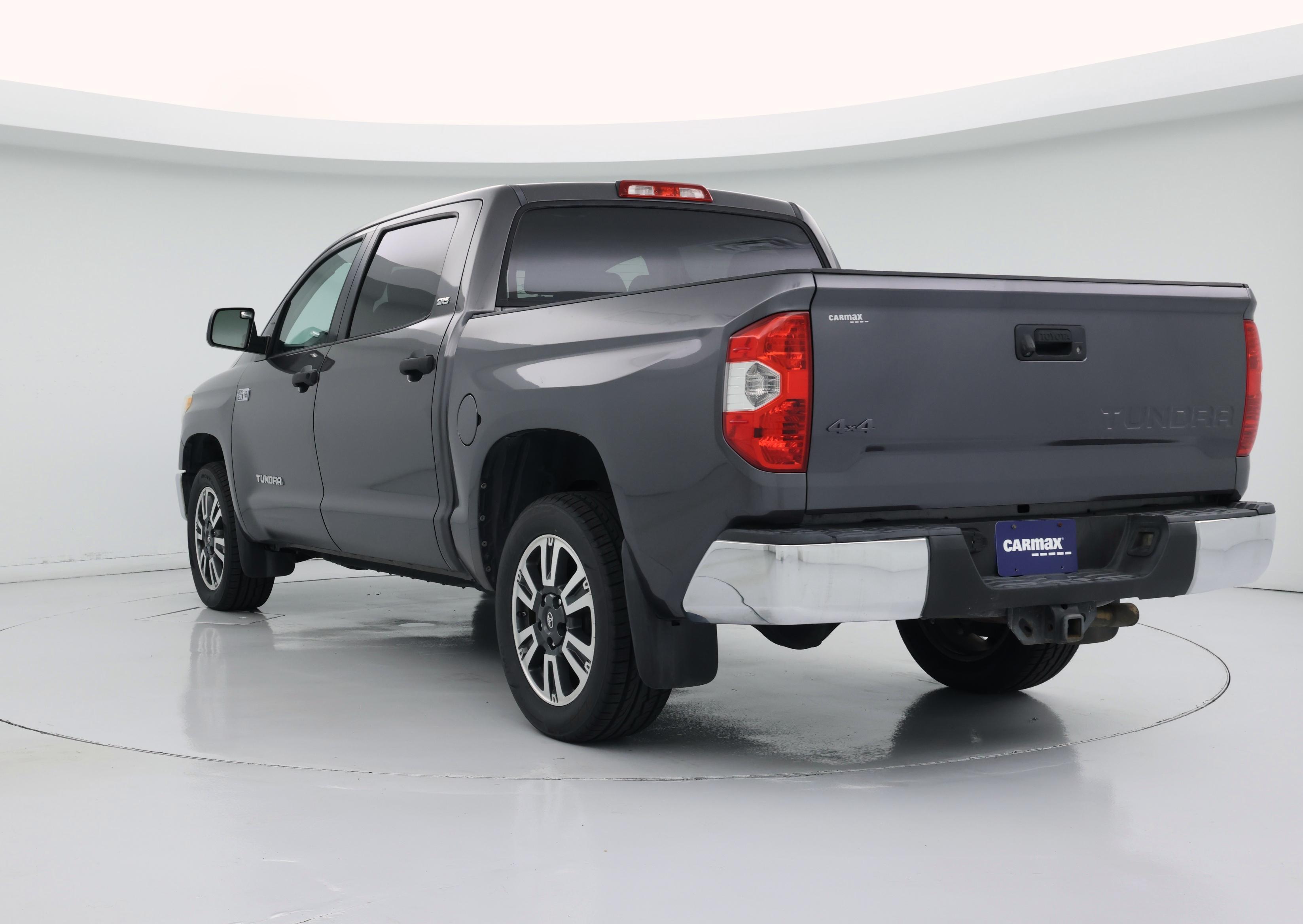 Thumbnail: 2015 Toyota Tundra - 2