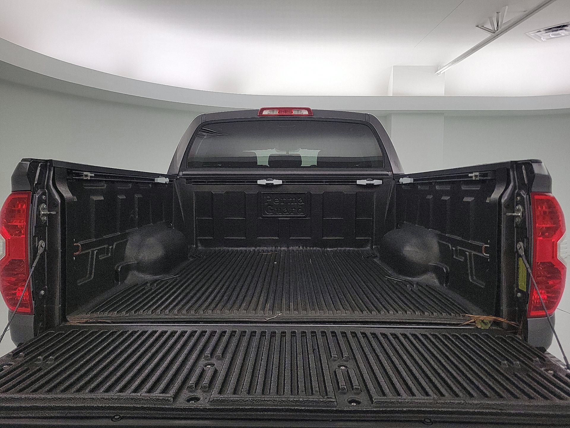 Thumbnail: 2015 Toyota Tundra - 20