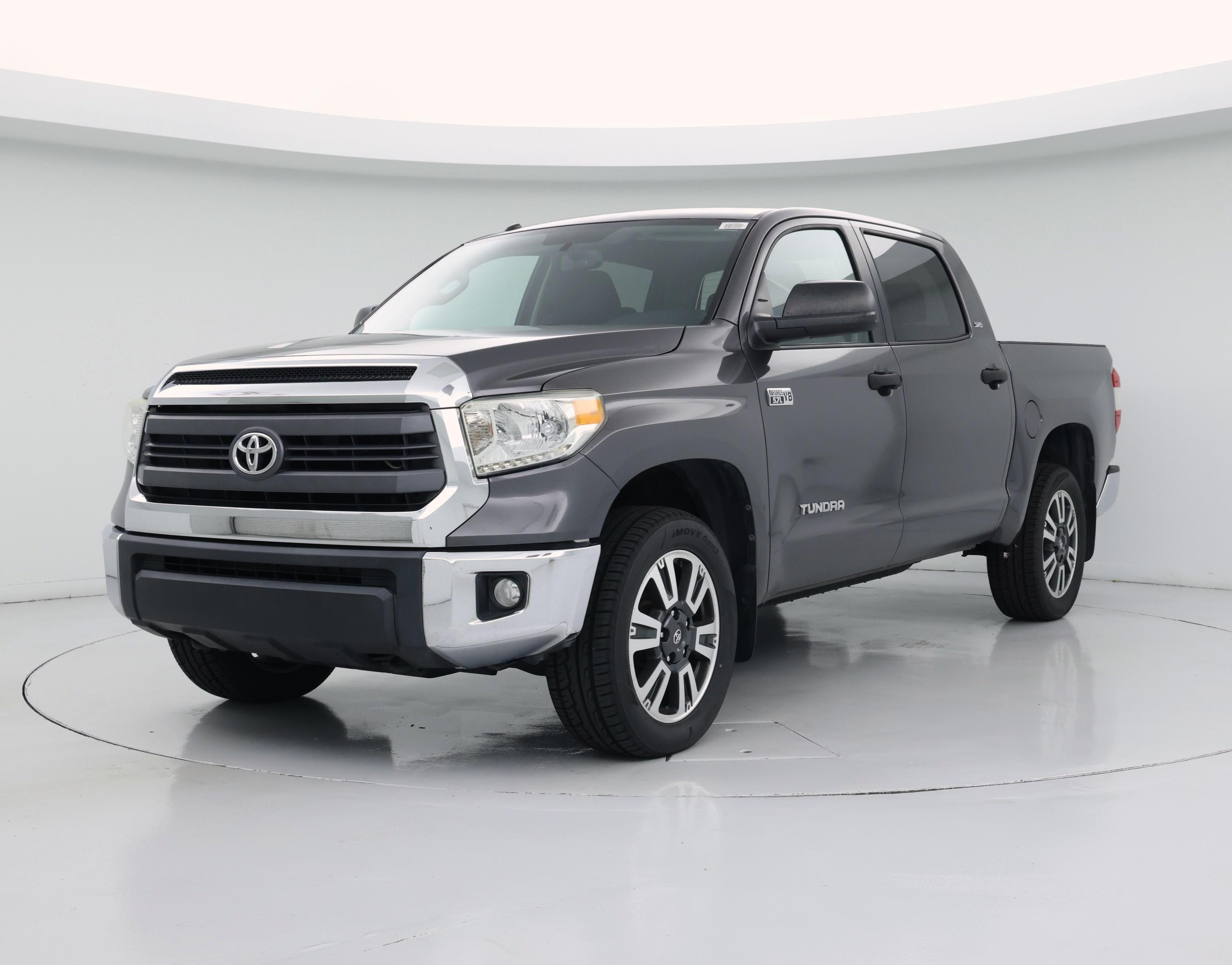 Thumbnail: 2015 Toyota Tundra - 4