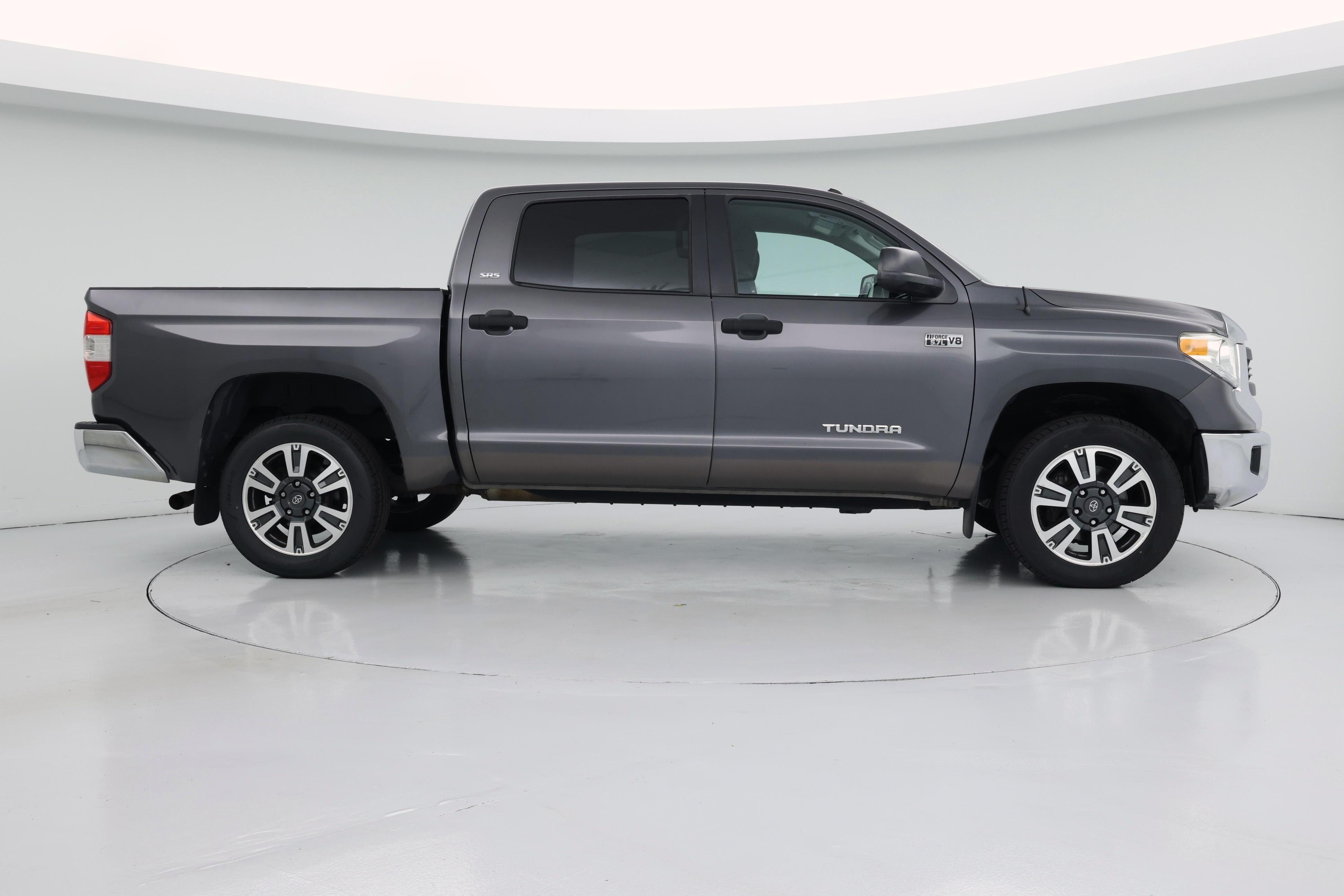 Thumbnail: 2015 Toyota Tundra - 7