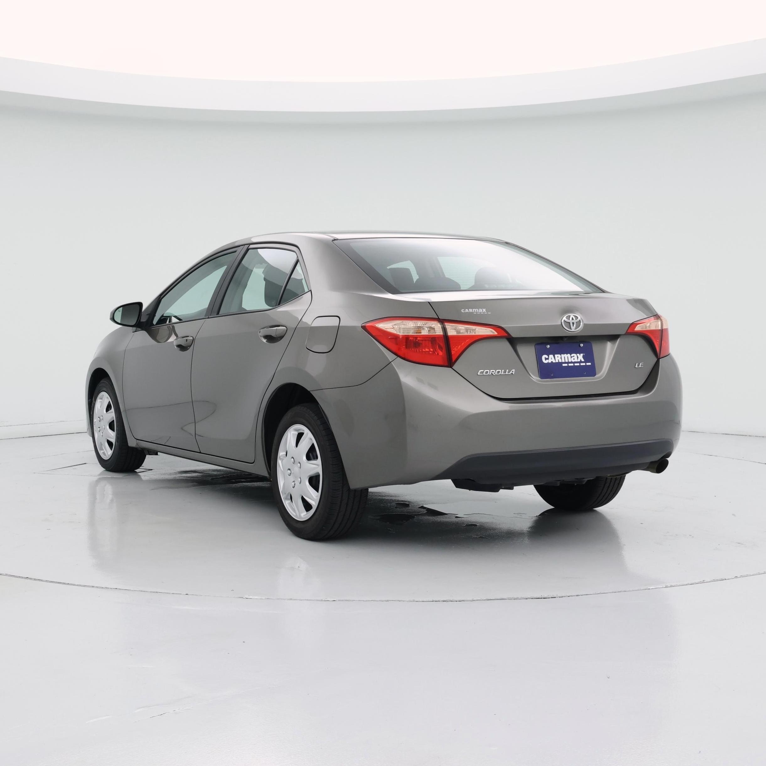 Thumbnail: 2018 Toyota Corolla - 2