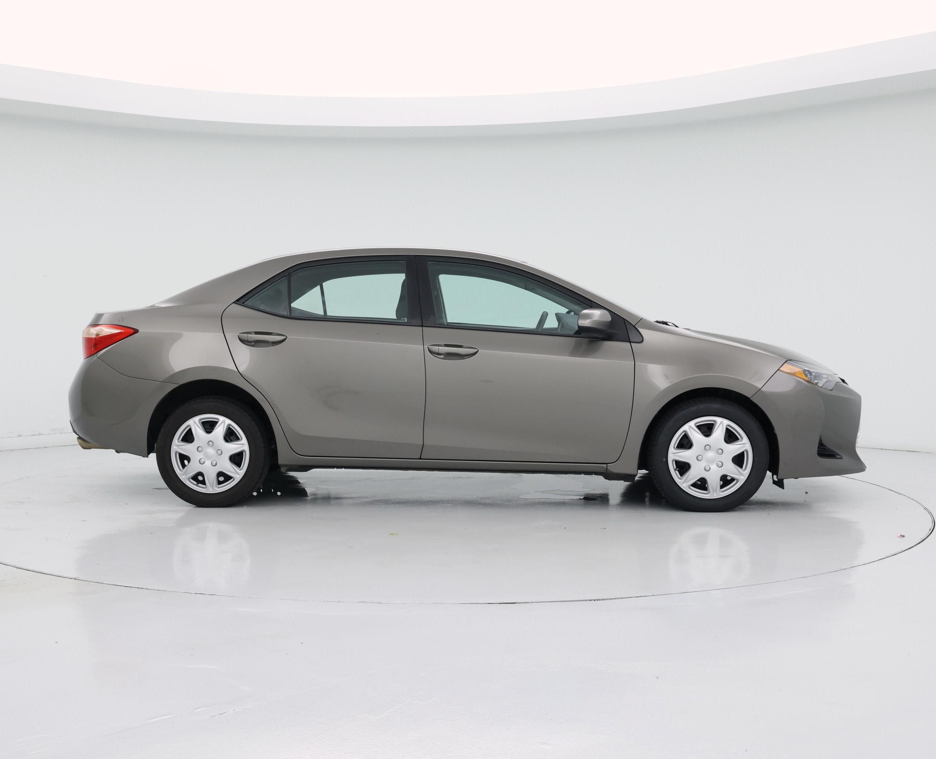 Thumbnail: 2018 Toyota Corolla - 7
