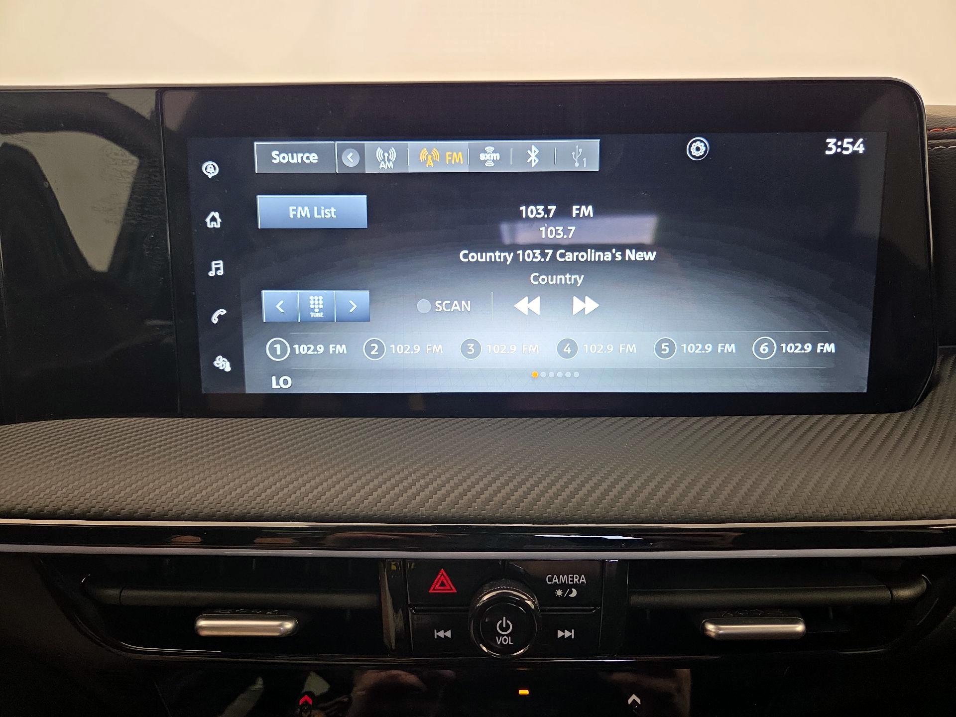 Thumbnail: 2025 Nissan Kicks - 15