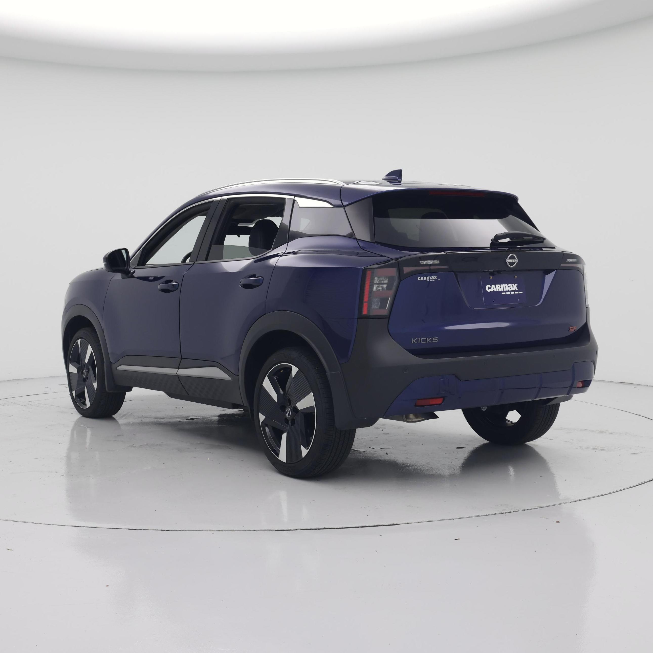 Thumbnail: 2025 Nissan Kicks - 2