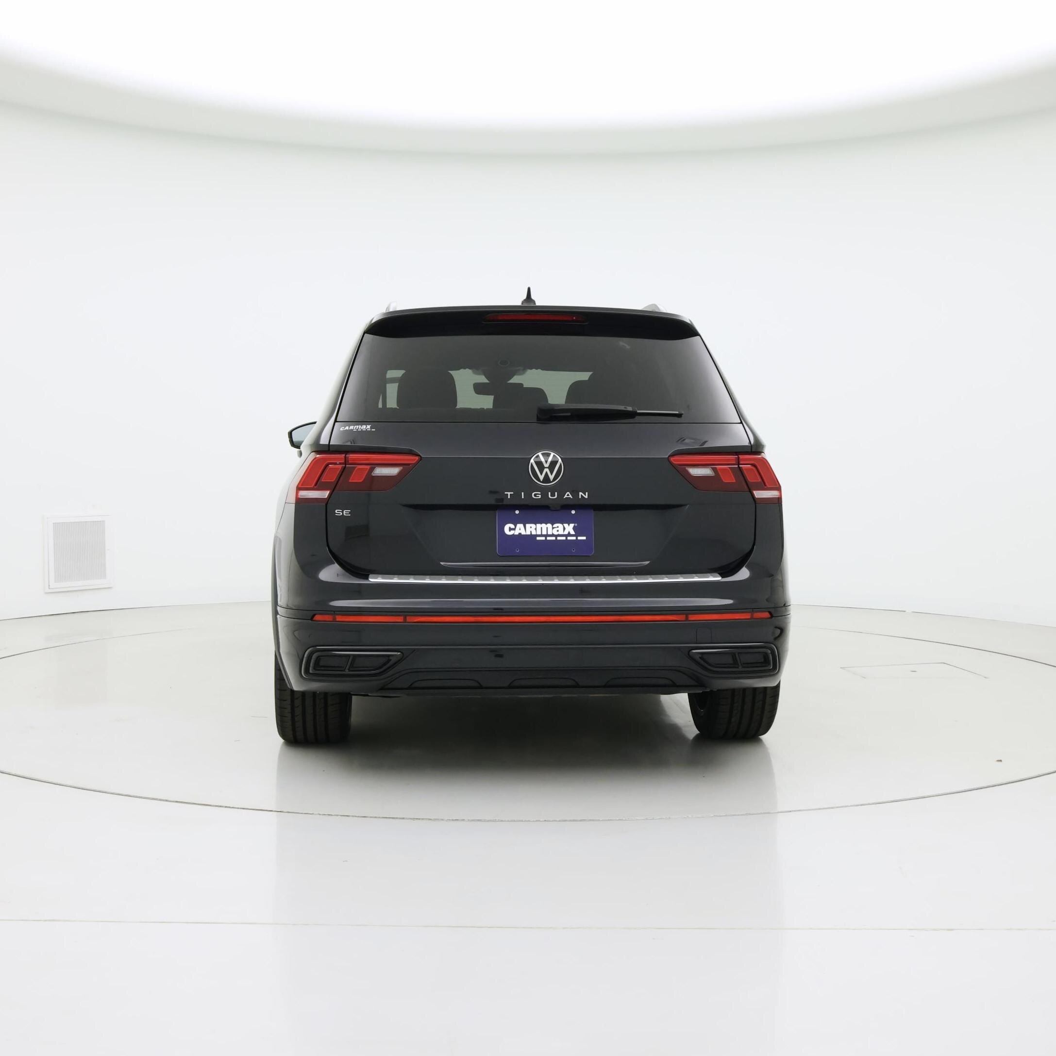 Thumbnail: 2023 Volkswagen Tiguan - 6