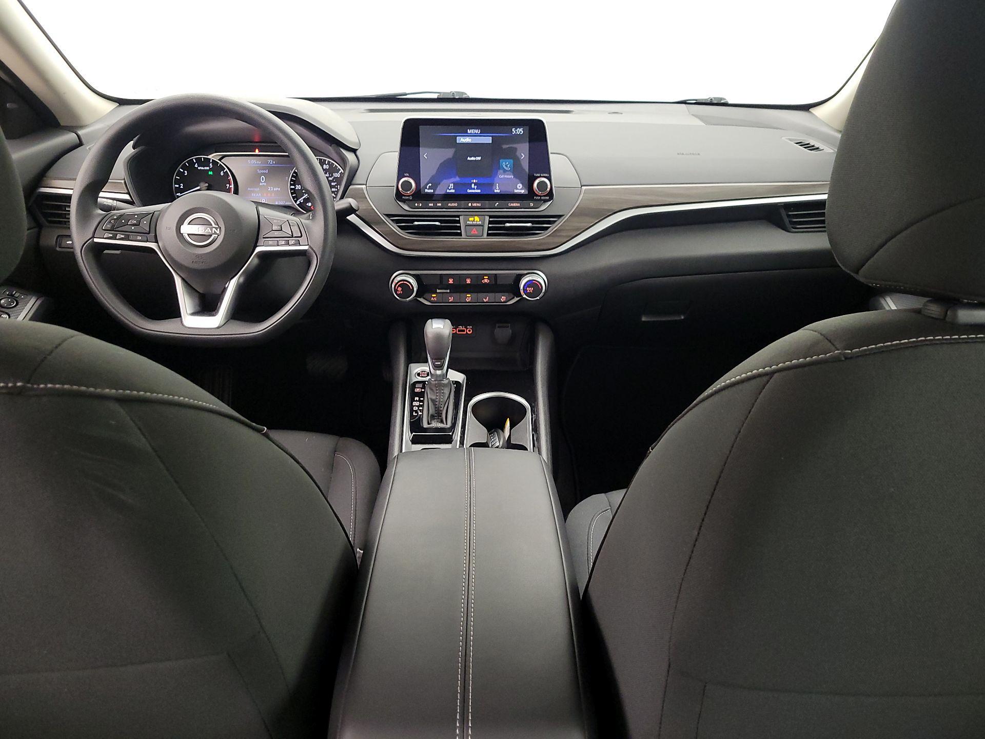 Thumbnail: 2024 Nissan Altima - 9