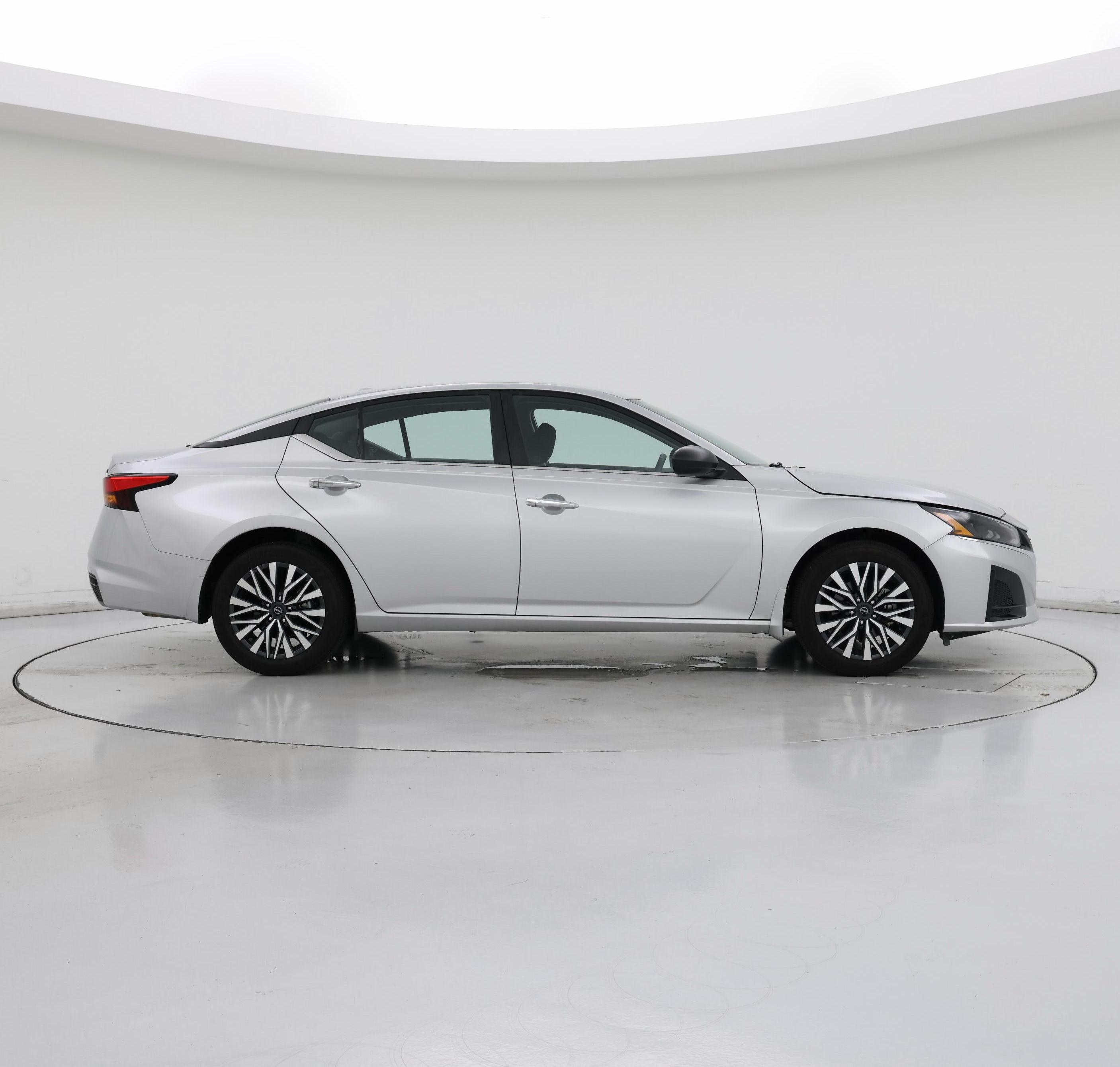 Thumbnail: 2024 Nissan Altima - 7