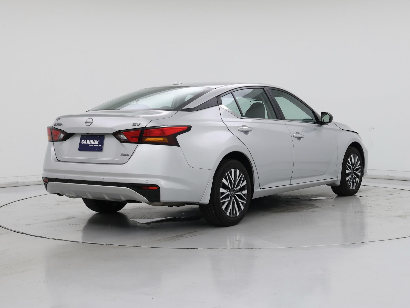 2024 Nissan Altima SV - Photo 9