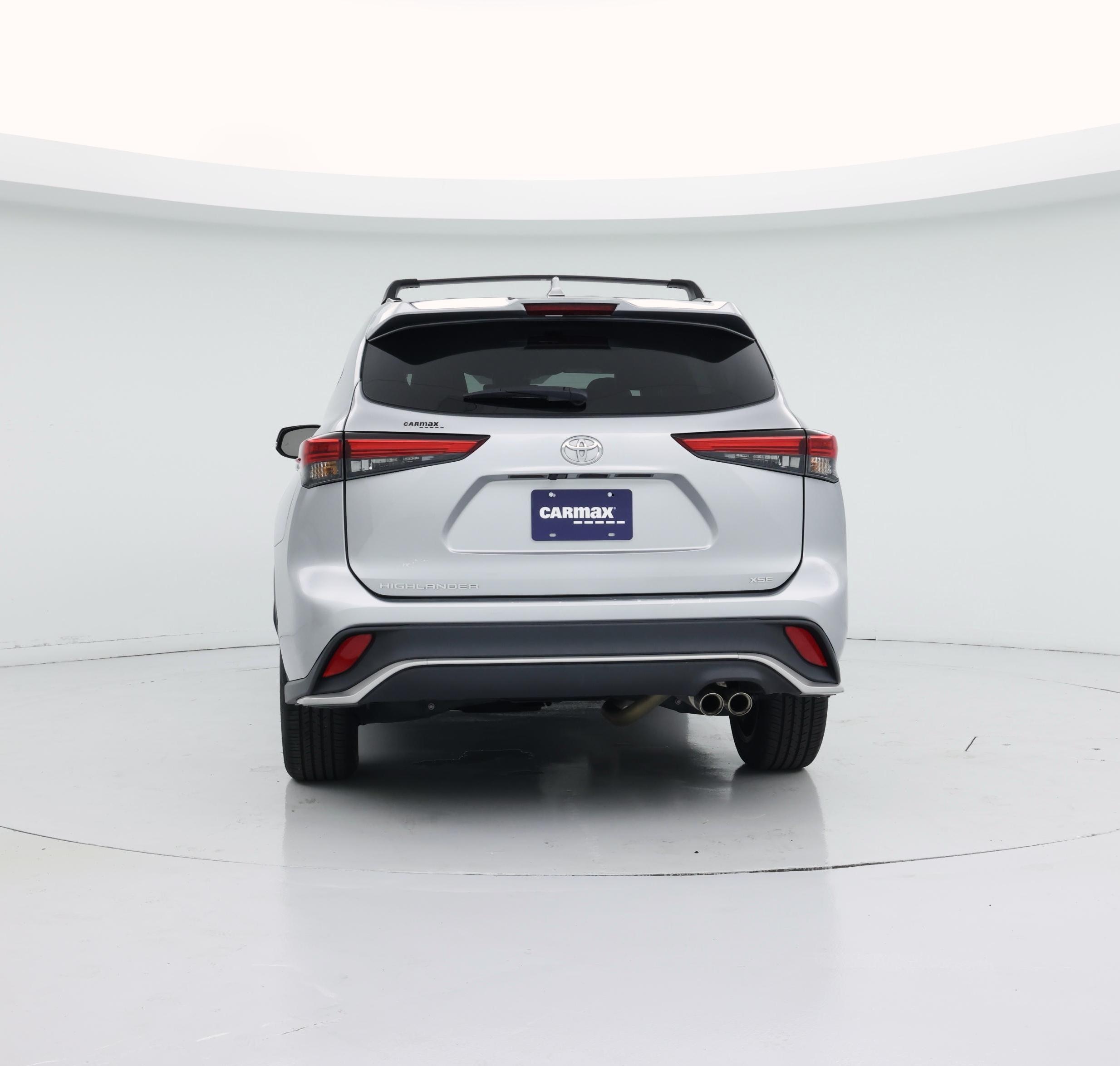 Thumbnail: 2023 Toyota Highlander - 6