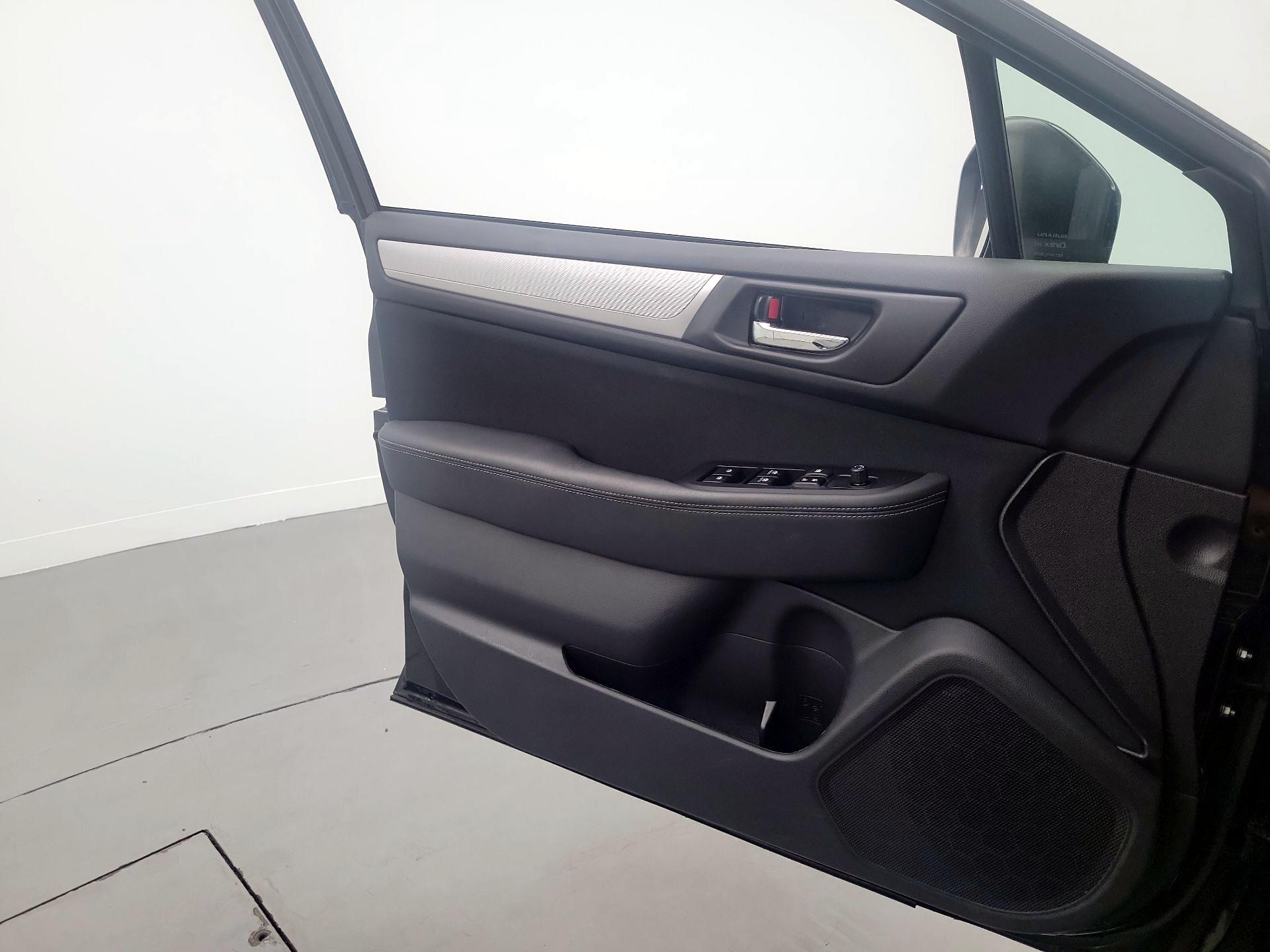 Thumbnail: 2018 Subaru Outback - 12