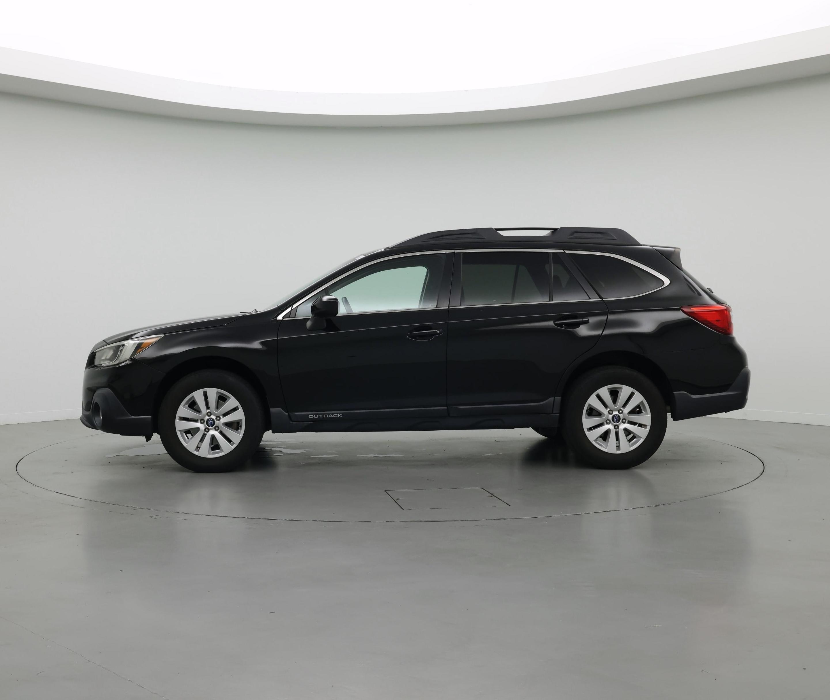 Thumbnail: 2018 Subaru Outback - 3