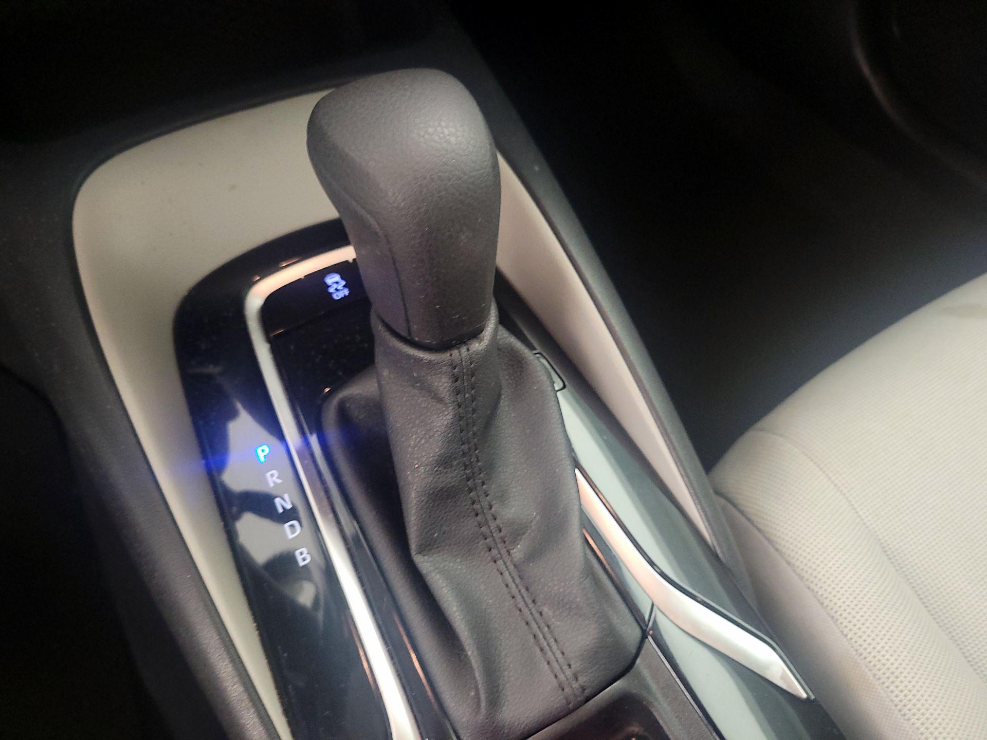 Thumbnail: 2022 Toyota Corolla - 15