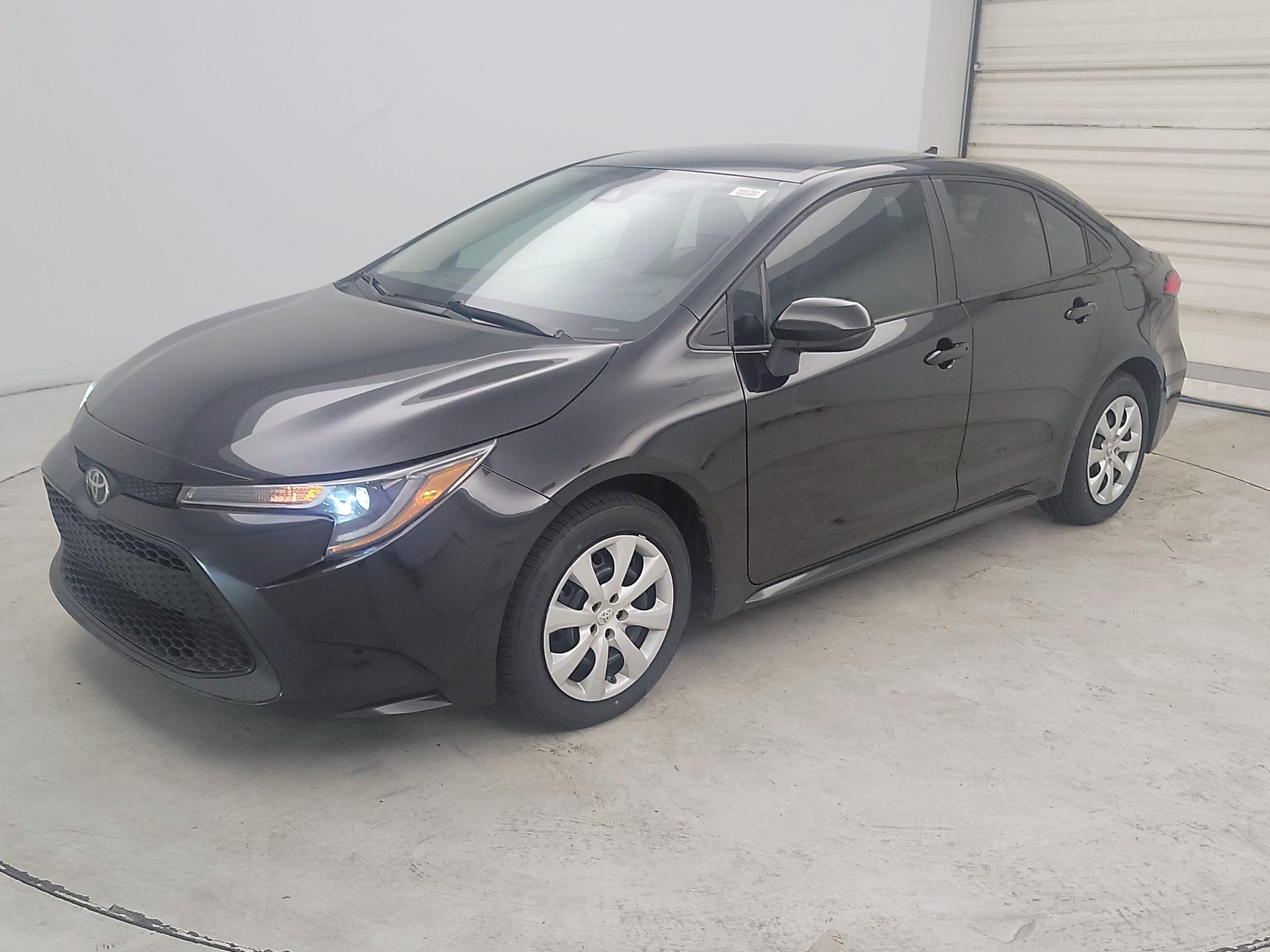 Thumbnail: 2022 Toyota Corolla - 3