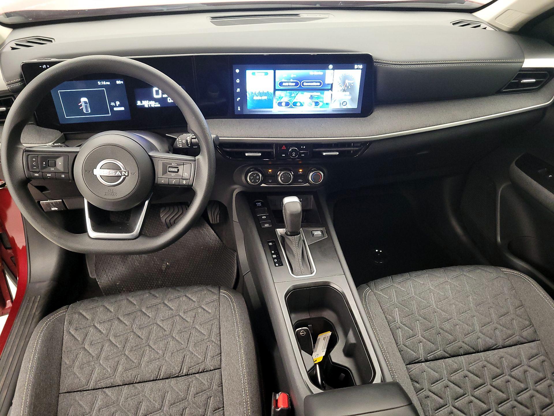Thumbnail: 2025 Nissan Kicks - 9
