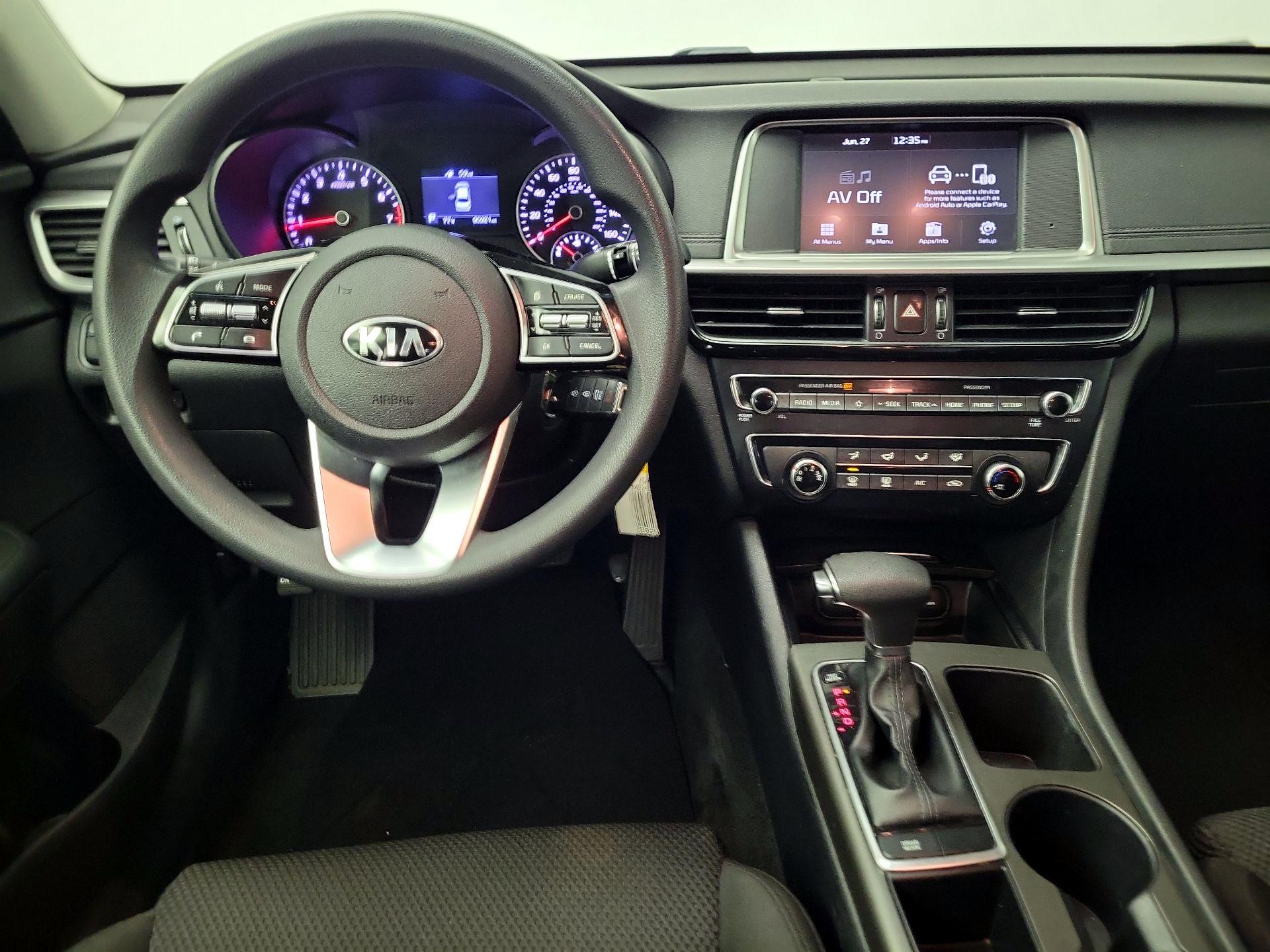 Thumbnail: 2020 Kia Optima - 10