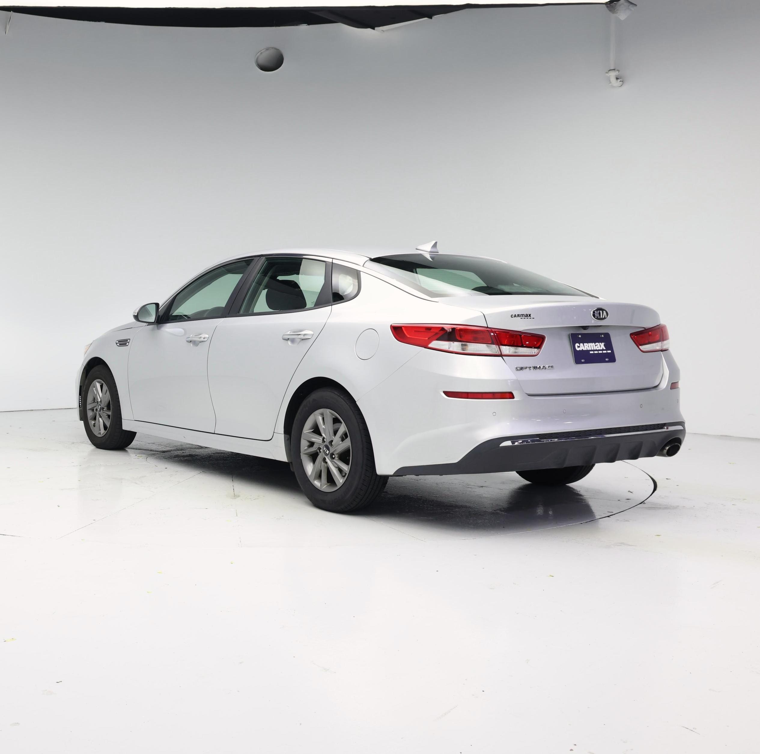 Thumbnail: 2020 Kia Optima - 2