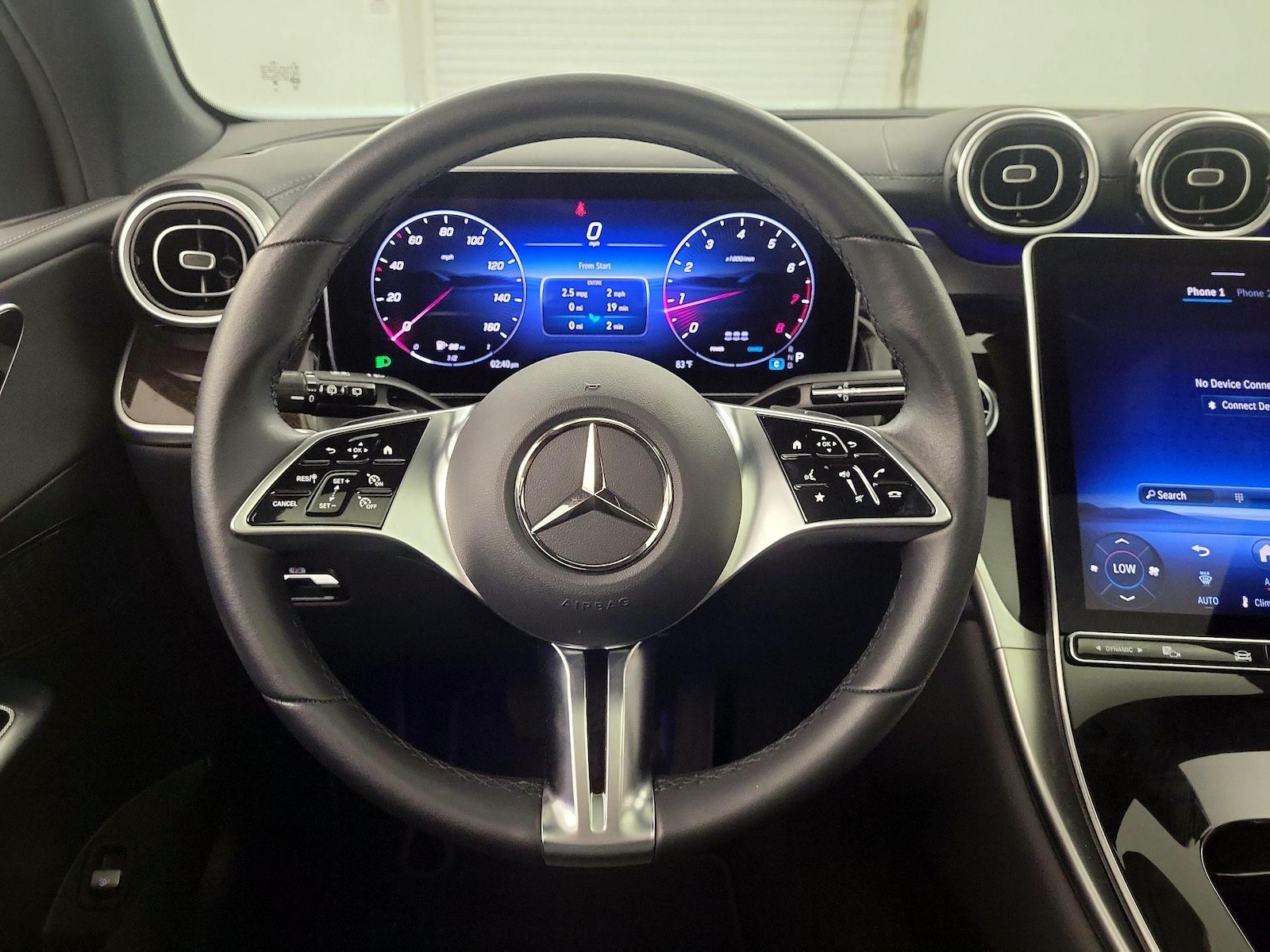 2025 Mercedes-Benz GLC Base - Photo 11