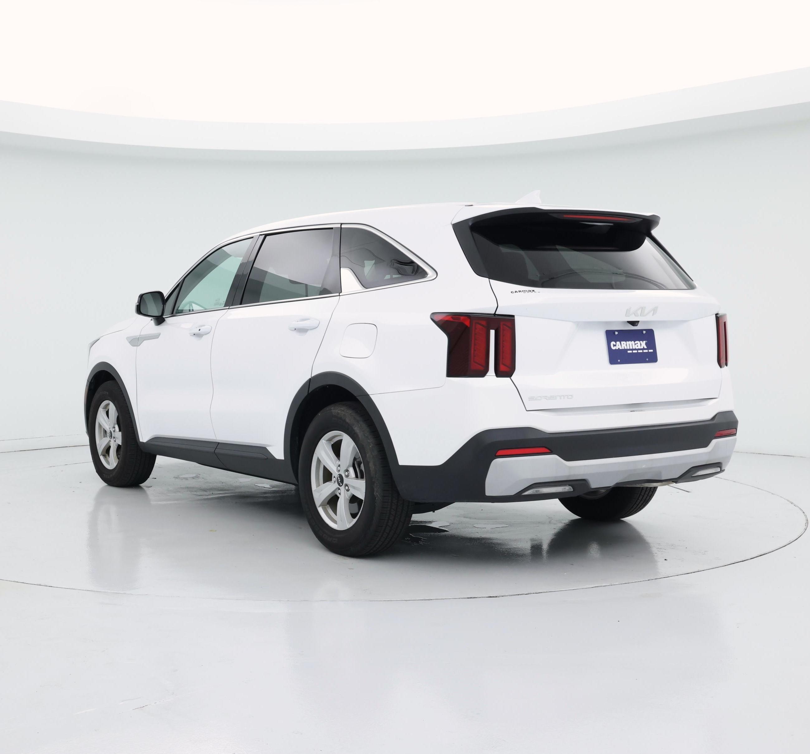 Thumbnail: 2024 Kia Sorento - 2