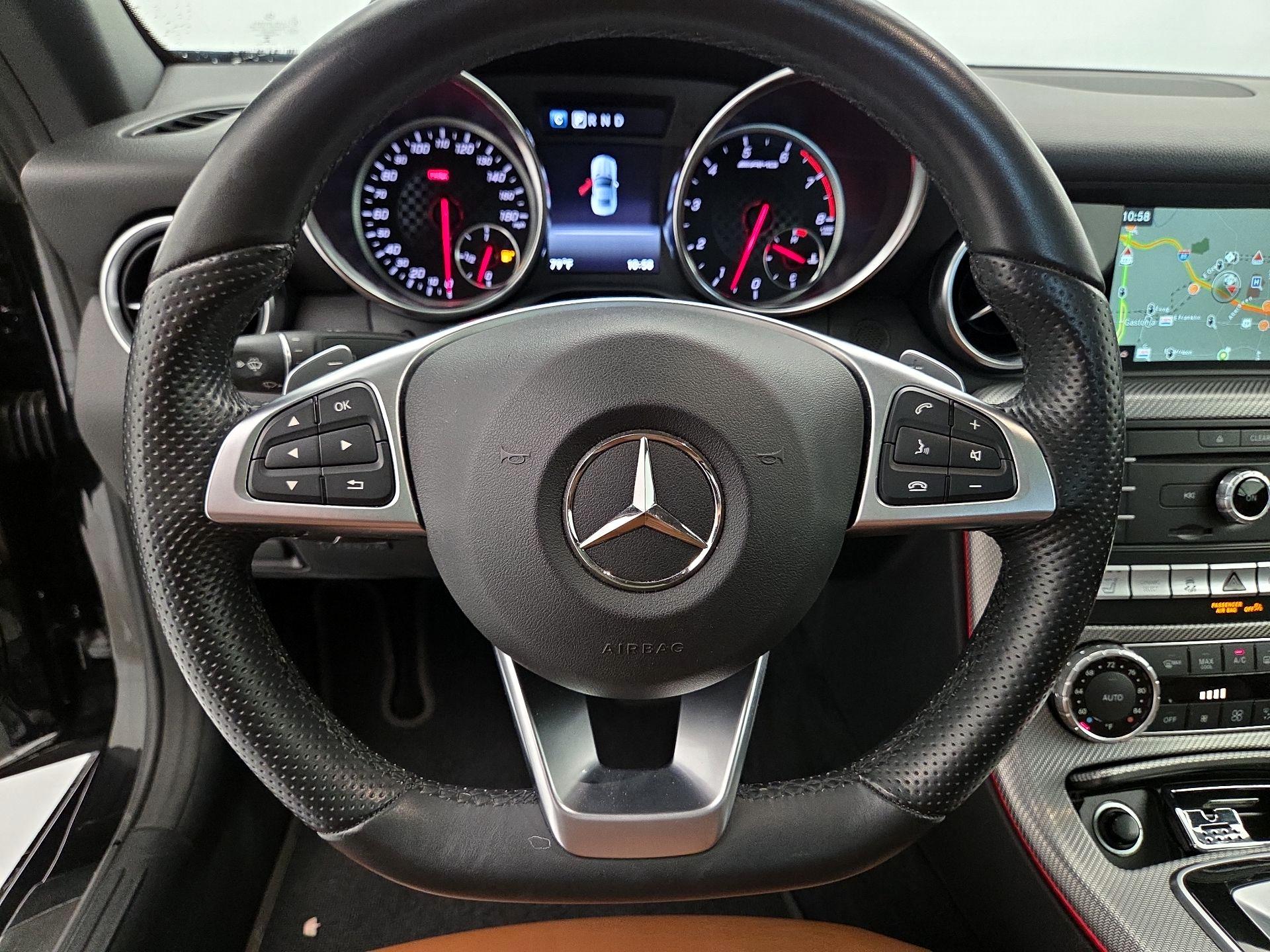 Thumbnail: 2019 Mercedes-Benz SL-Class - 10