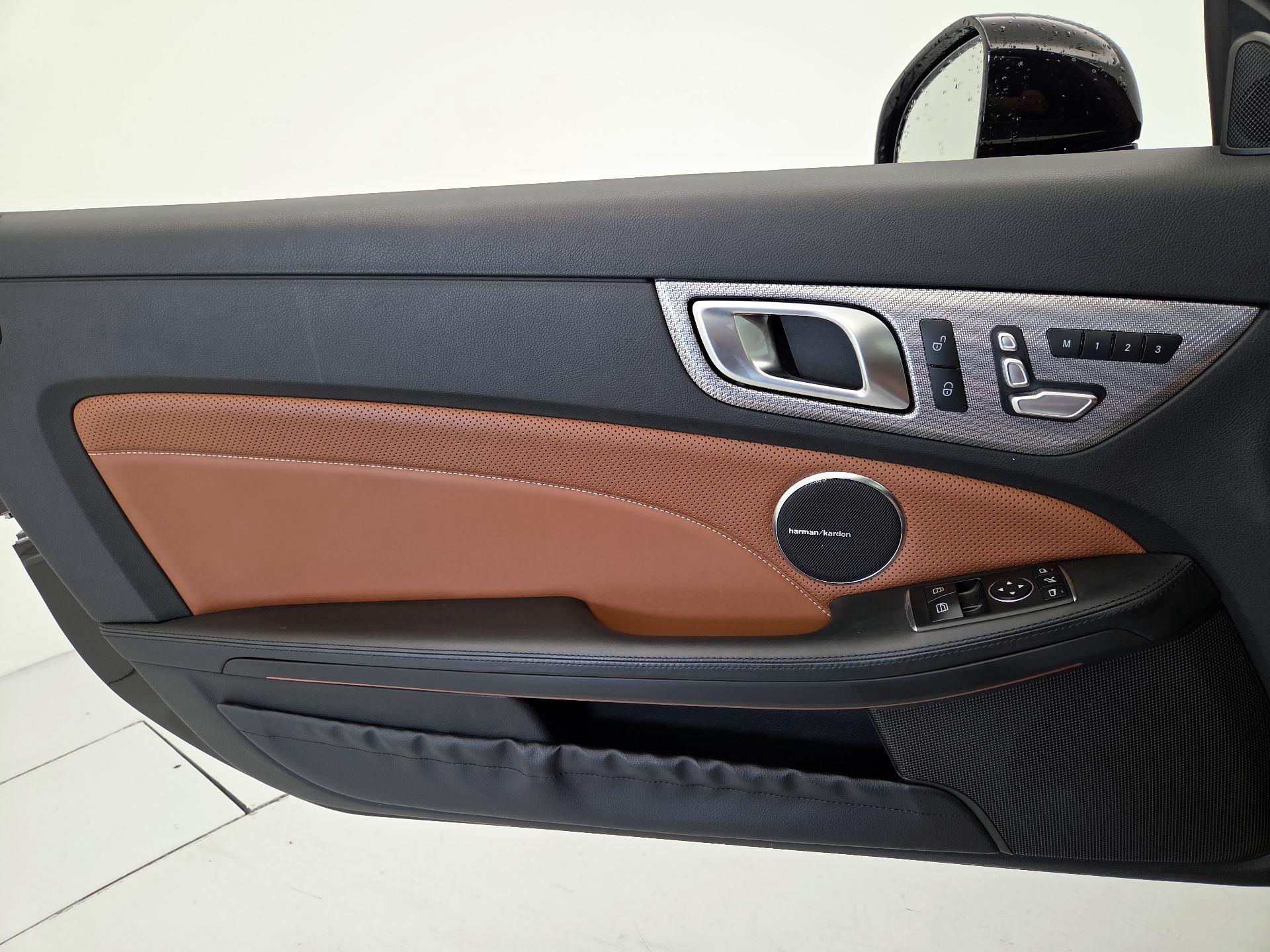 Thumbnail: 2019 Mercedes-Benz SL-Class - 12
