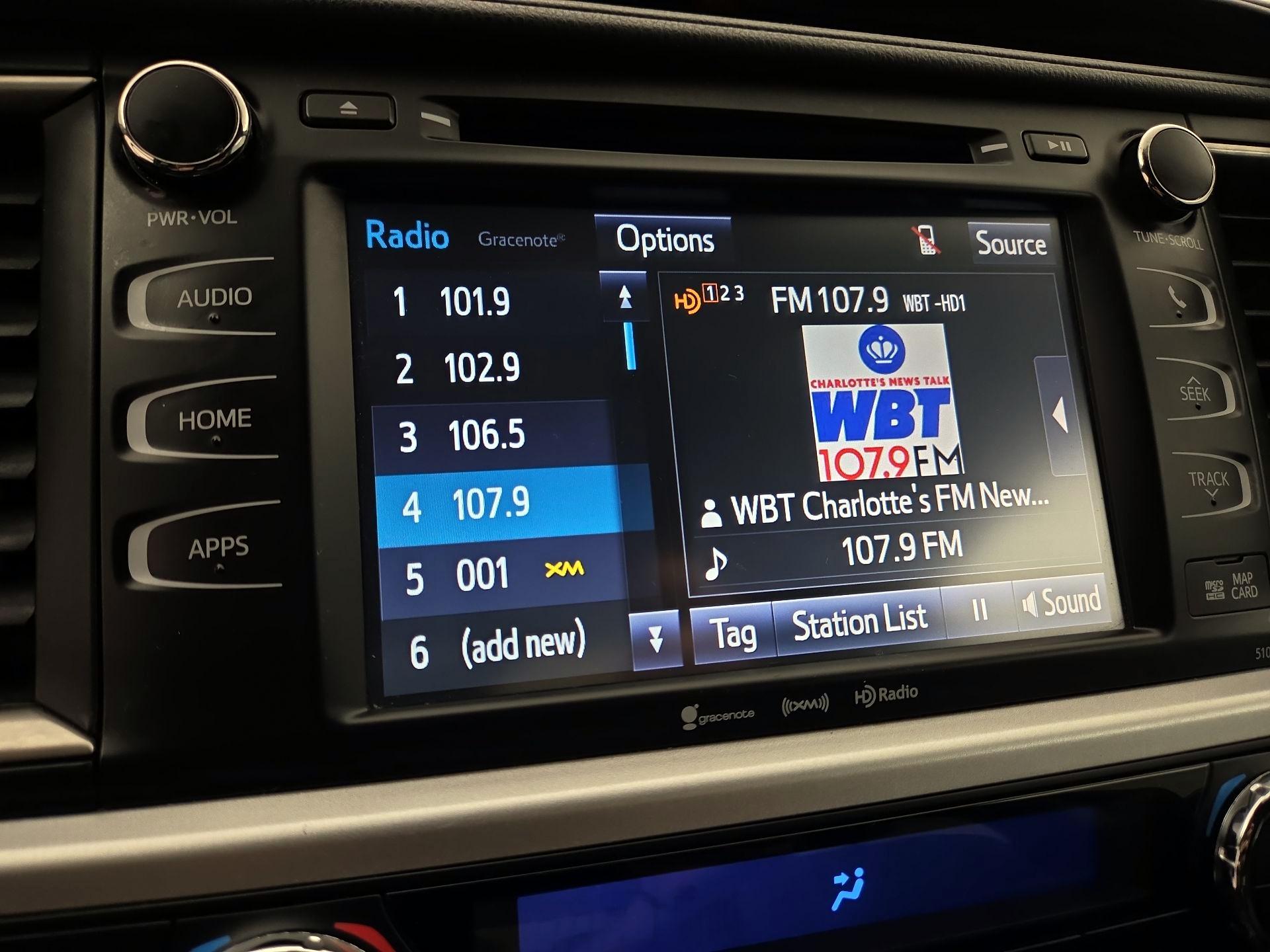 Thumbnail: 2019 Toyota Highlander - 16