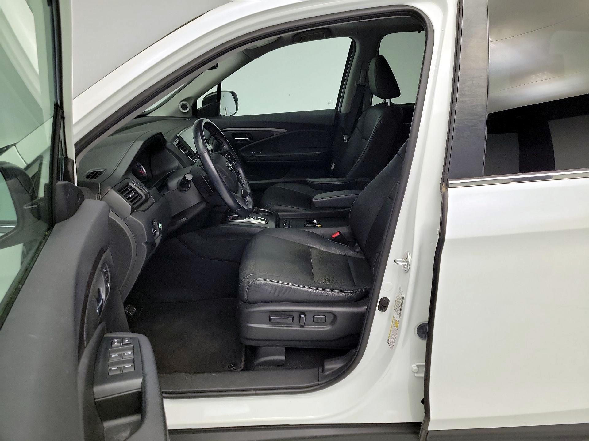 Thumbnail: 2021 Honda Pilot - 11