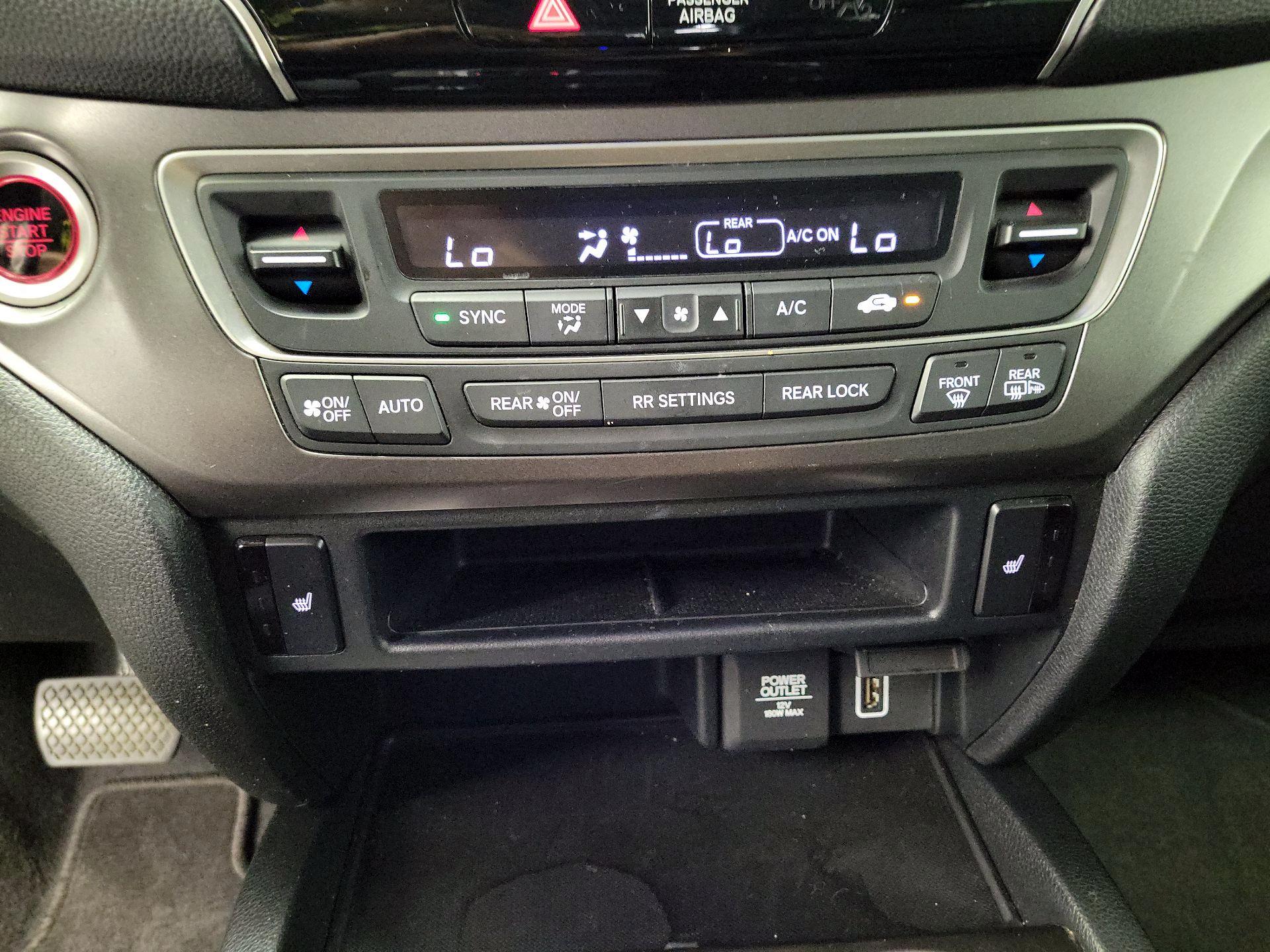 Thumbnail: 2021 Honda Pilot - 16