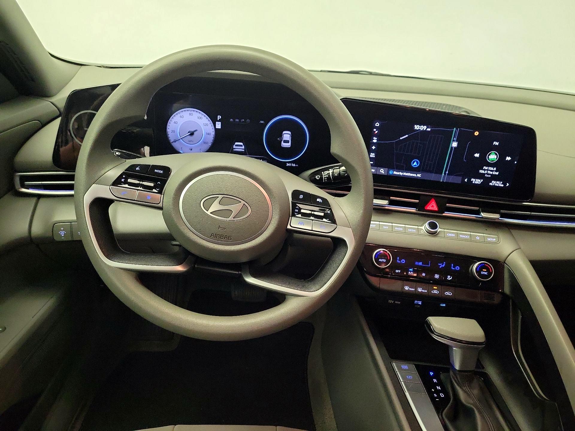 Thumbnail: 2024 Hyundai Elantra - 10