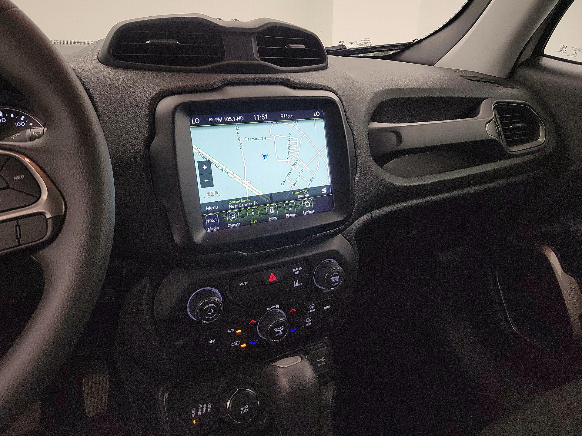 Thumbnail: 2022 Jeep Renegade - 14