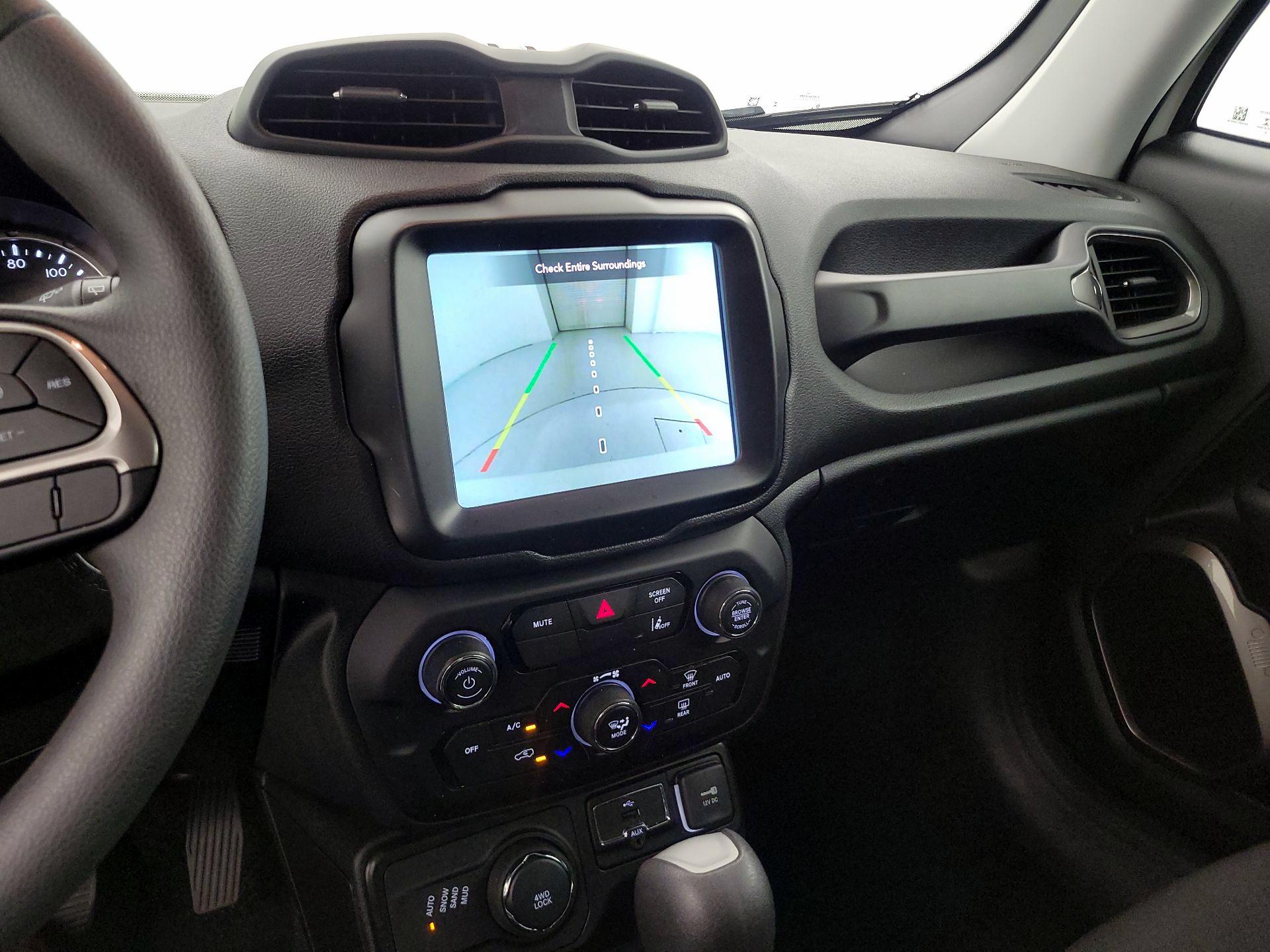 Thumbnail: 2022 Jeep Renegade - 15