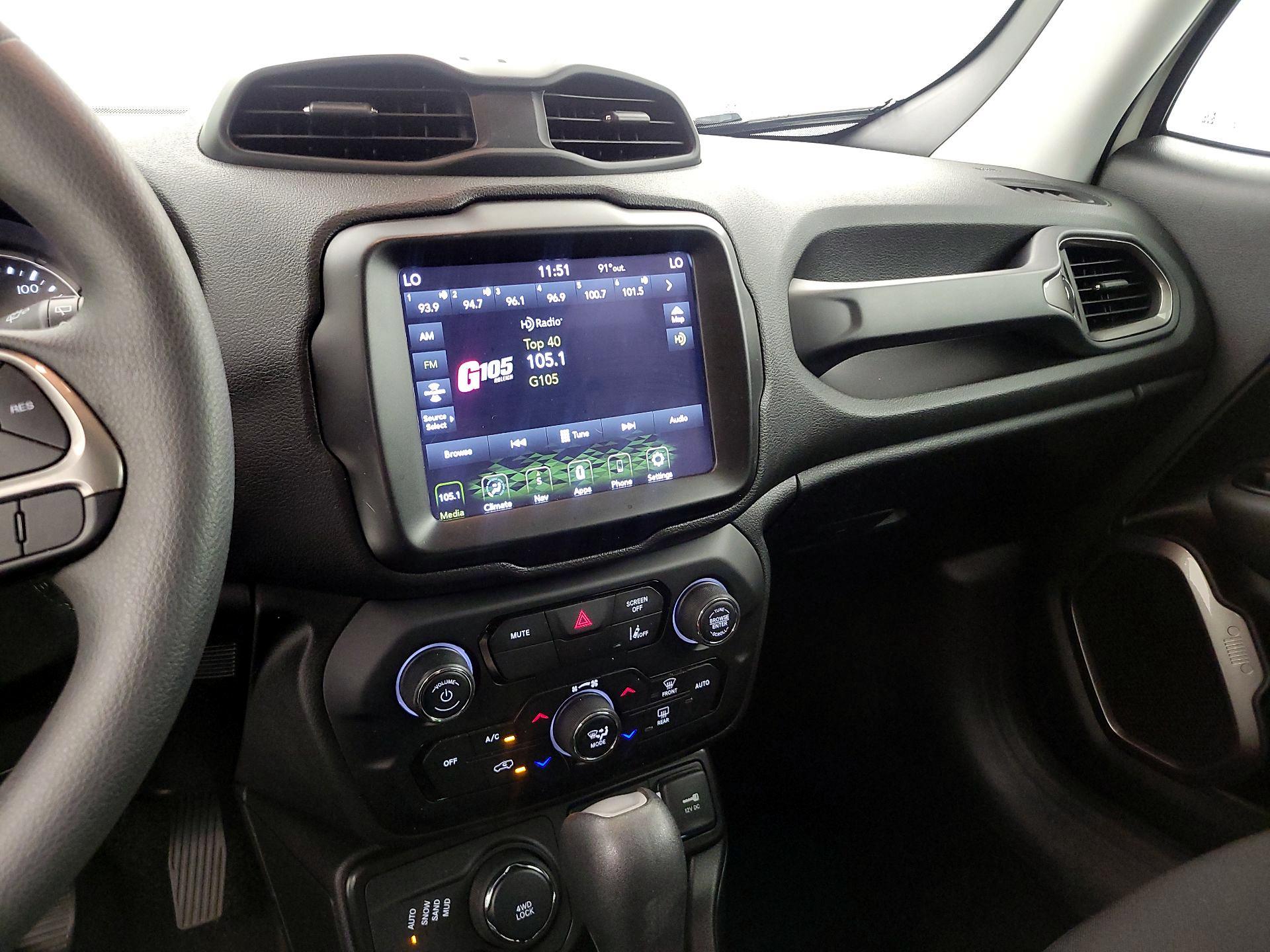 Thumbnail: 2022 Jeep Renegade - 16
