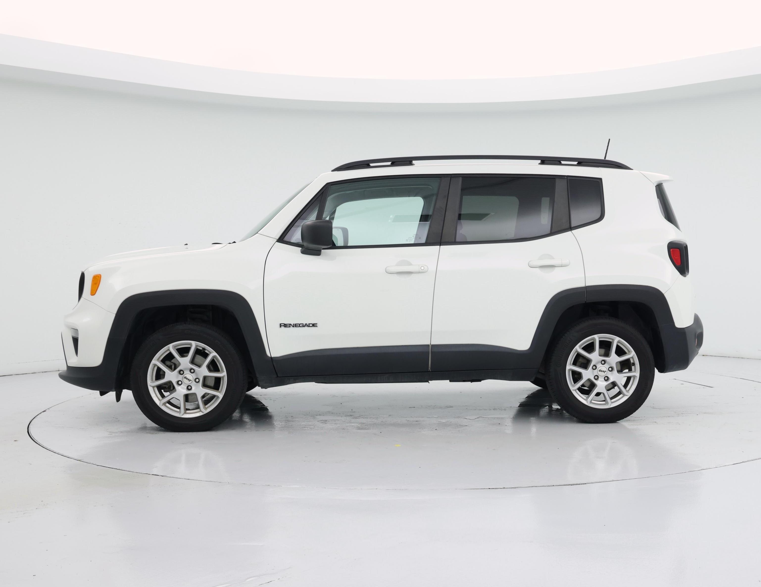 Thumbnail: 2022 Jeep Renegade - 3