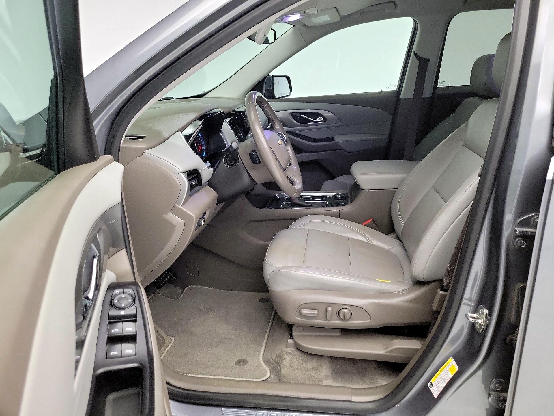 Thumbnail: 2019 Chevrolet Traverse - 11