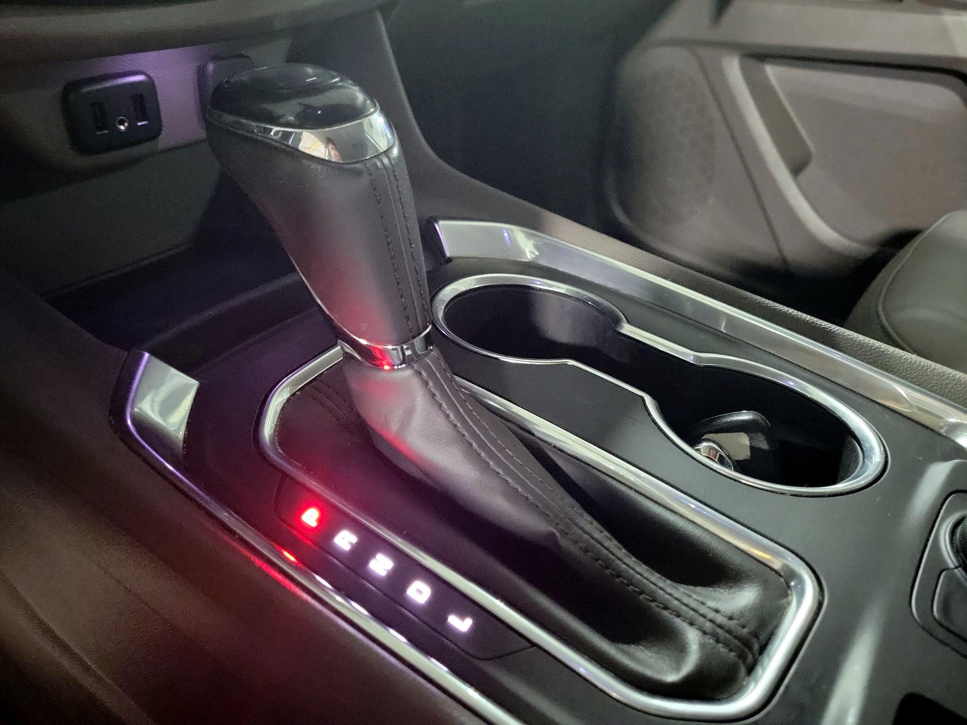 Thumbnail: 2019 Chevrolet Traverse - 17