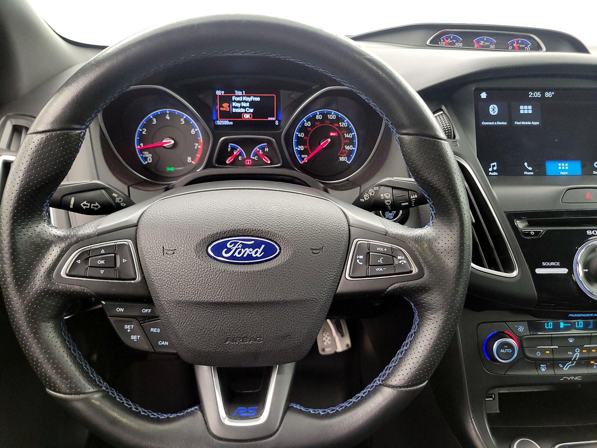 Thumbnail: 2016 Ford Focus - 10