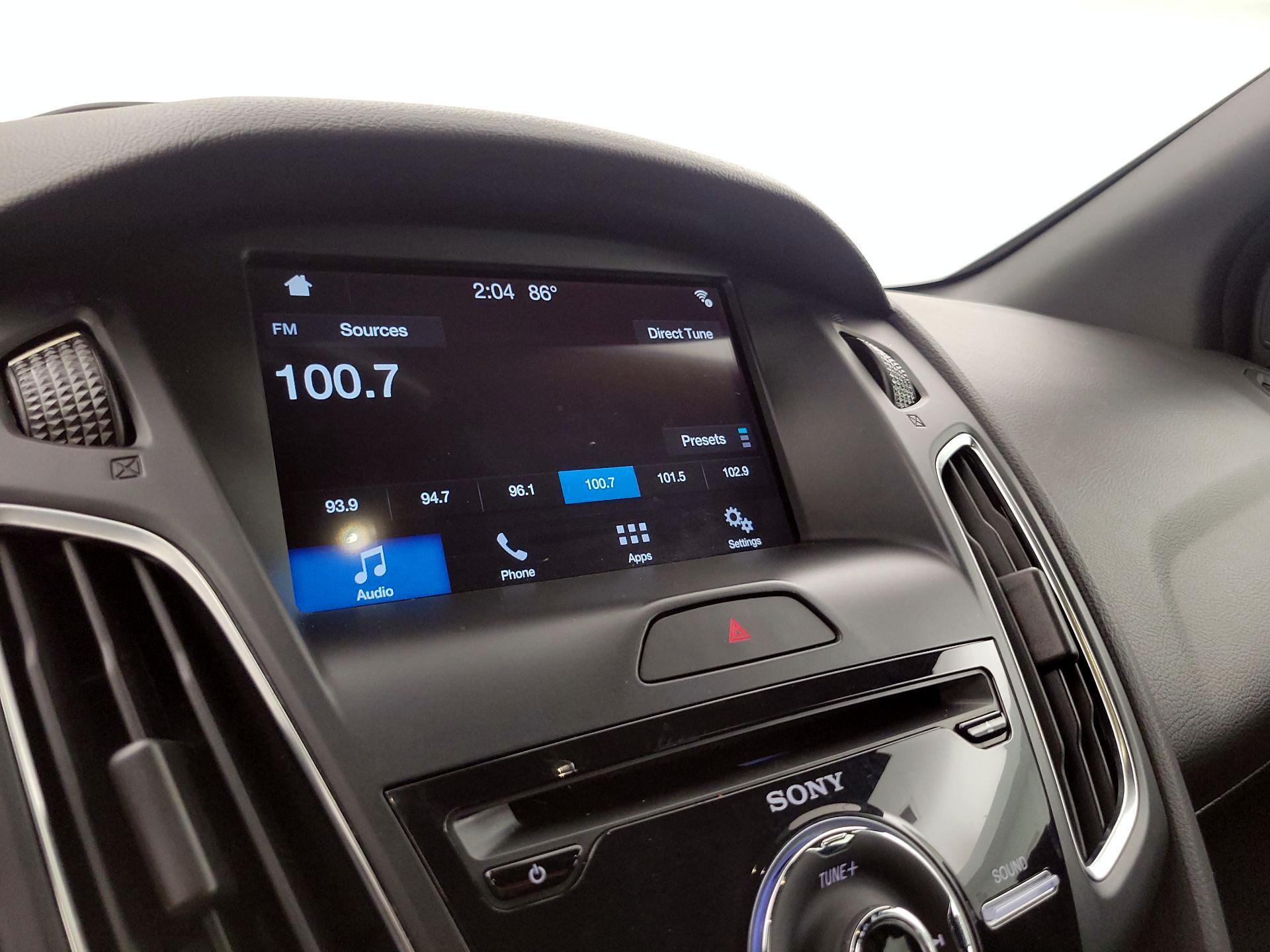 Thumbnail: 2016 Ford Focus - 15