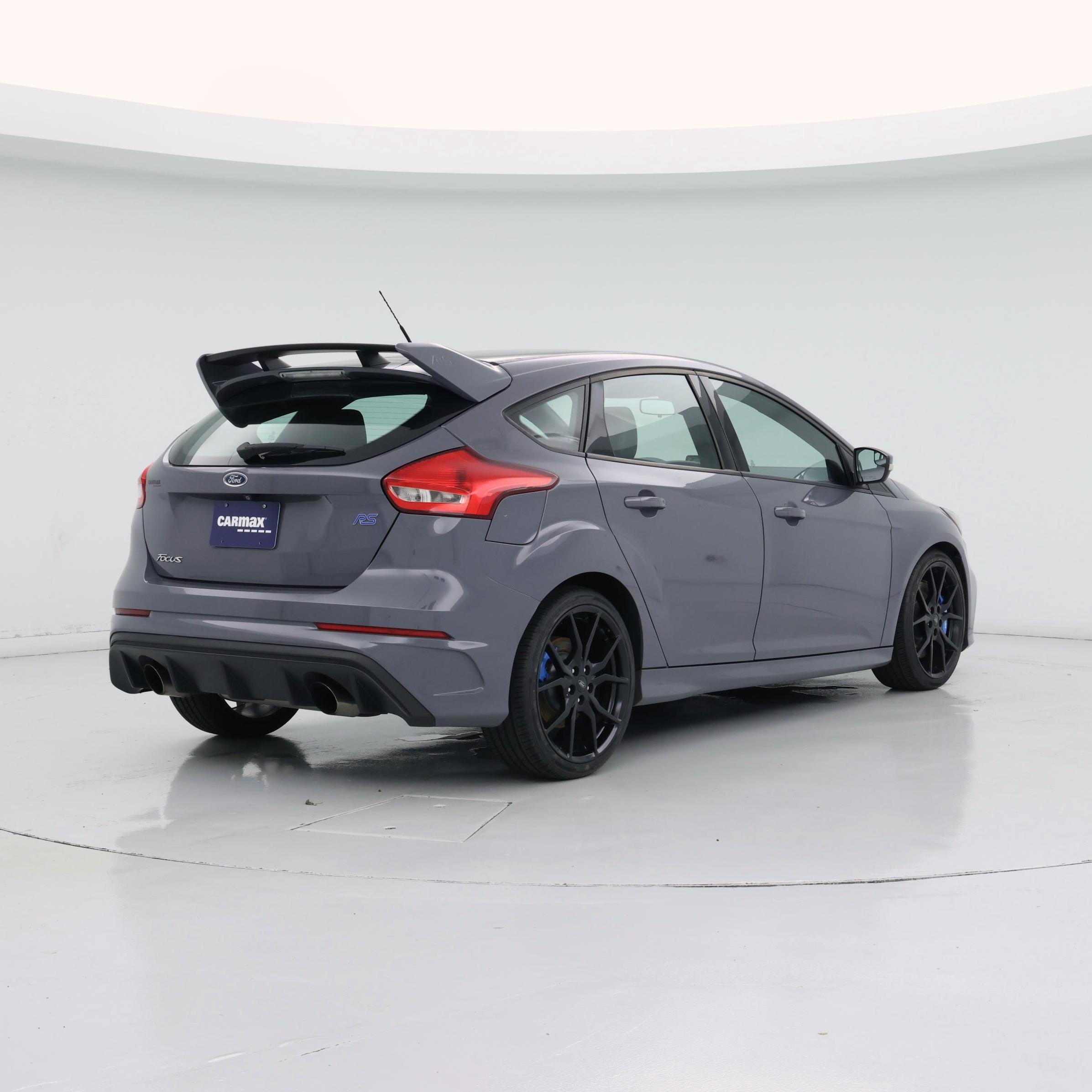 Thumbnail: 2016 Ford Focus - 8