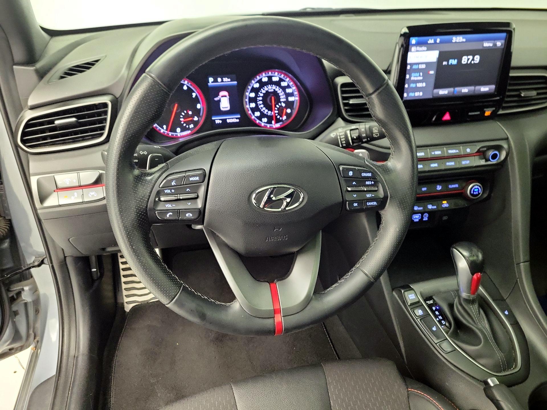 Thumbnail: 2019 Hyundai Veloster - 10