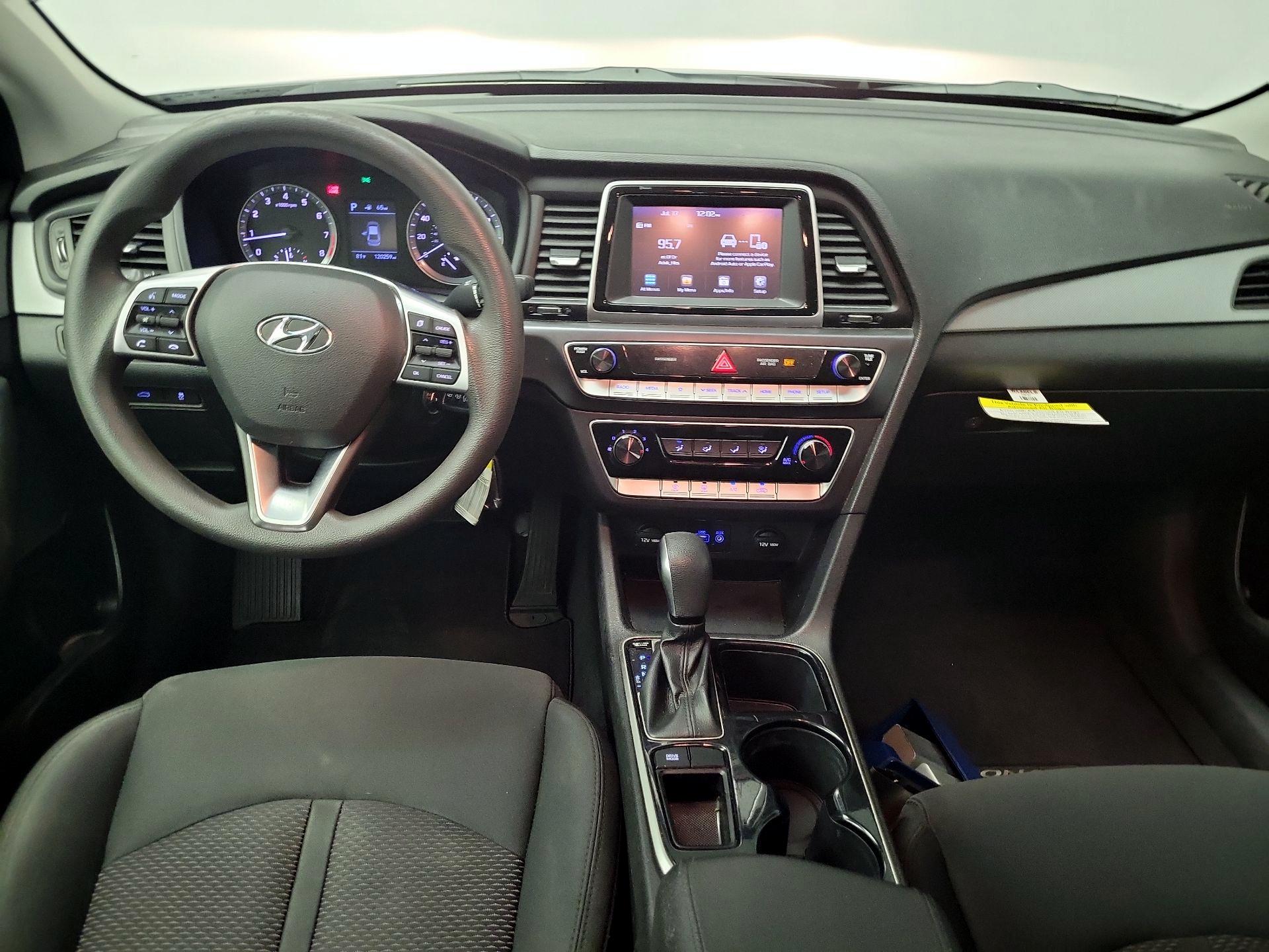 Thumbnail: 2019 Hyundai Sonata - 9