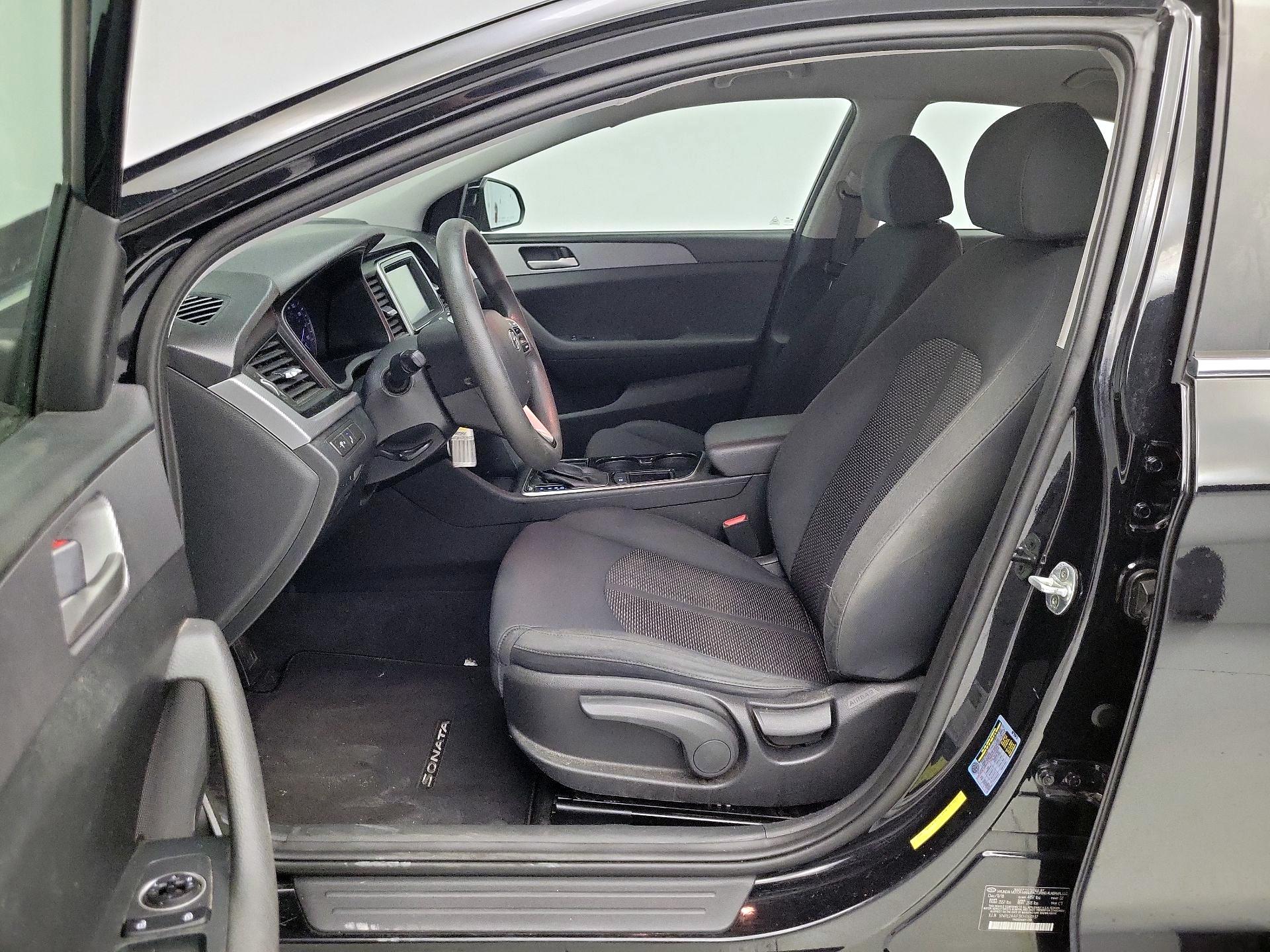 Thumbnail: 2019 Hyundai Sonata - 11