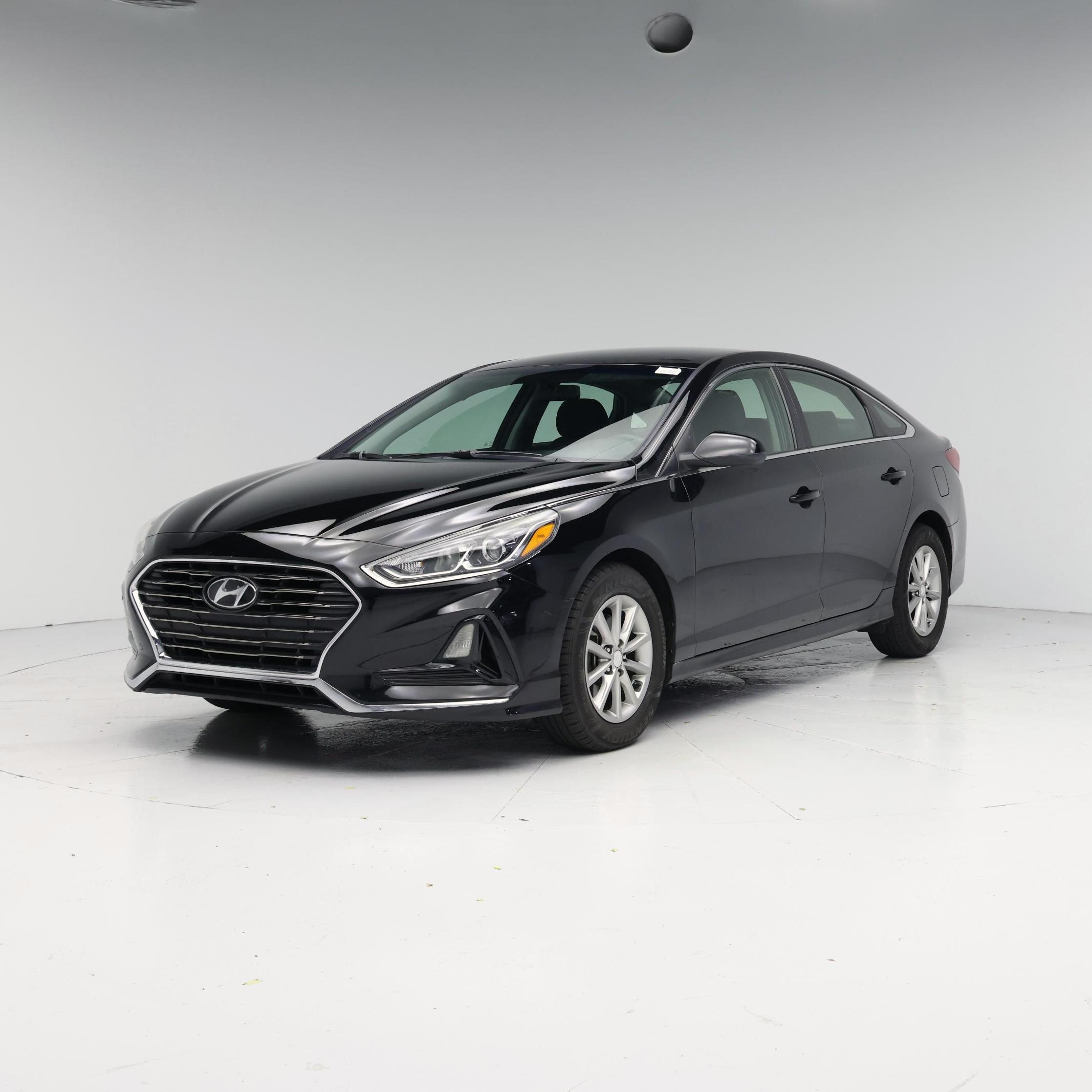 Thumbnail: 2019 Hyundai Sonata - 4