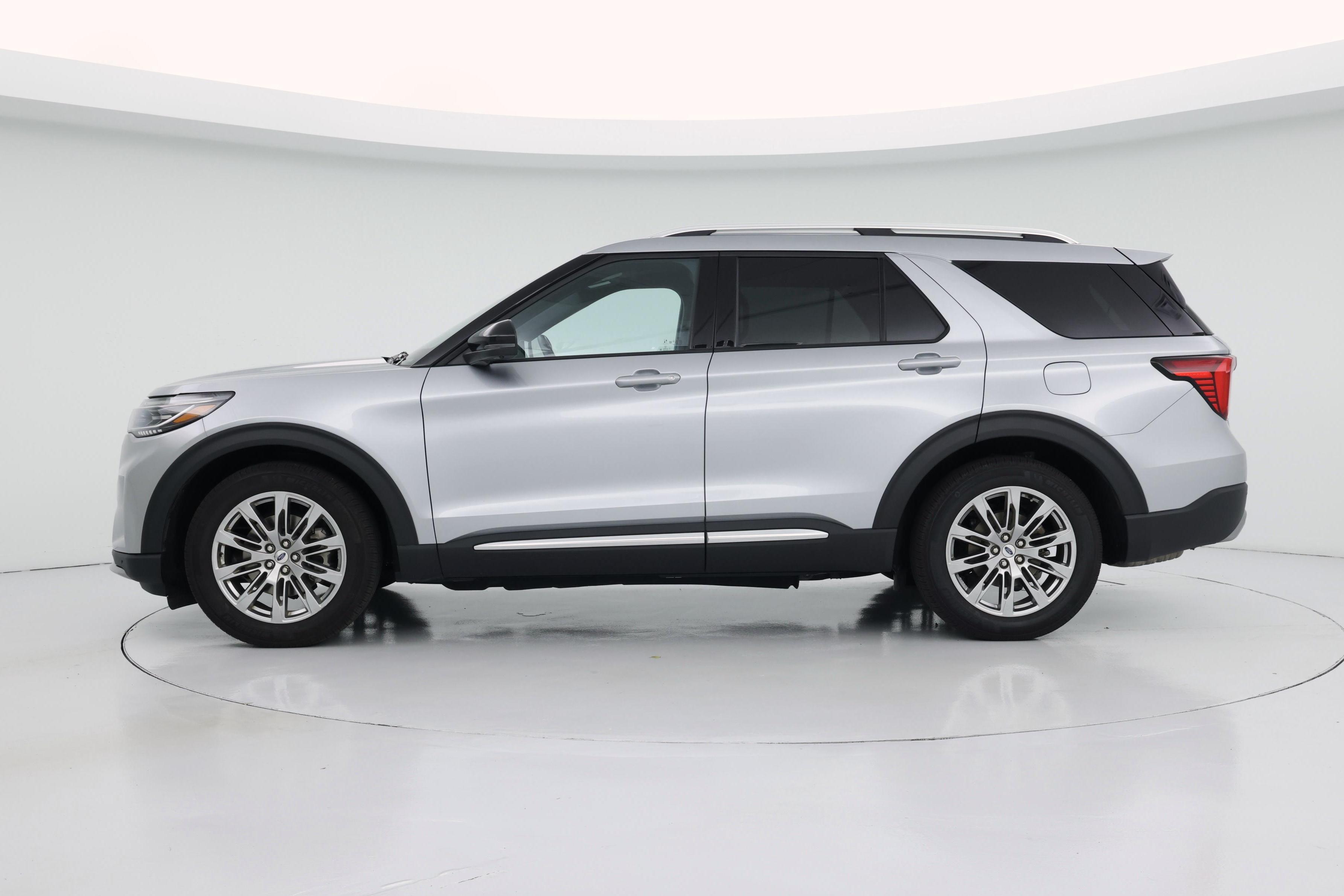 Thumbnail: 2025 Ford Explorer - 3